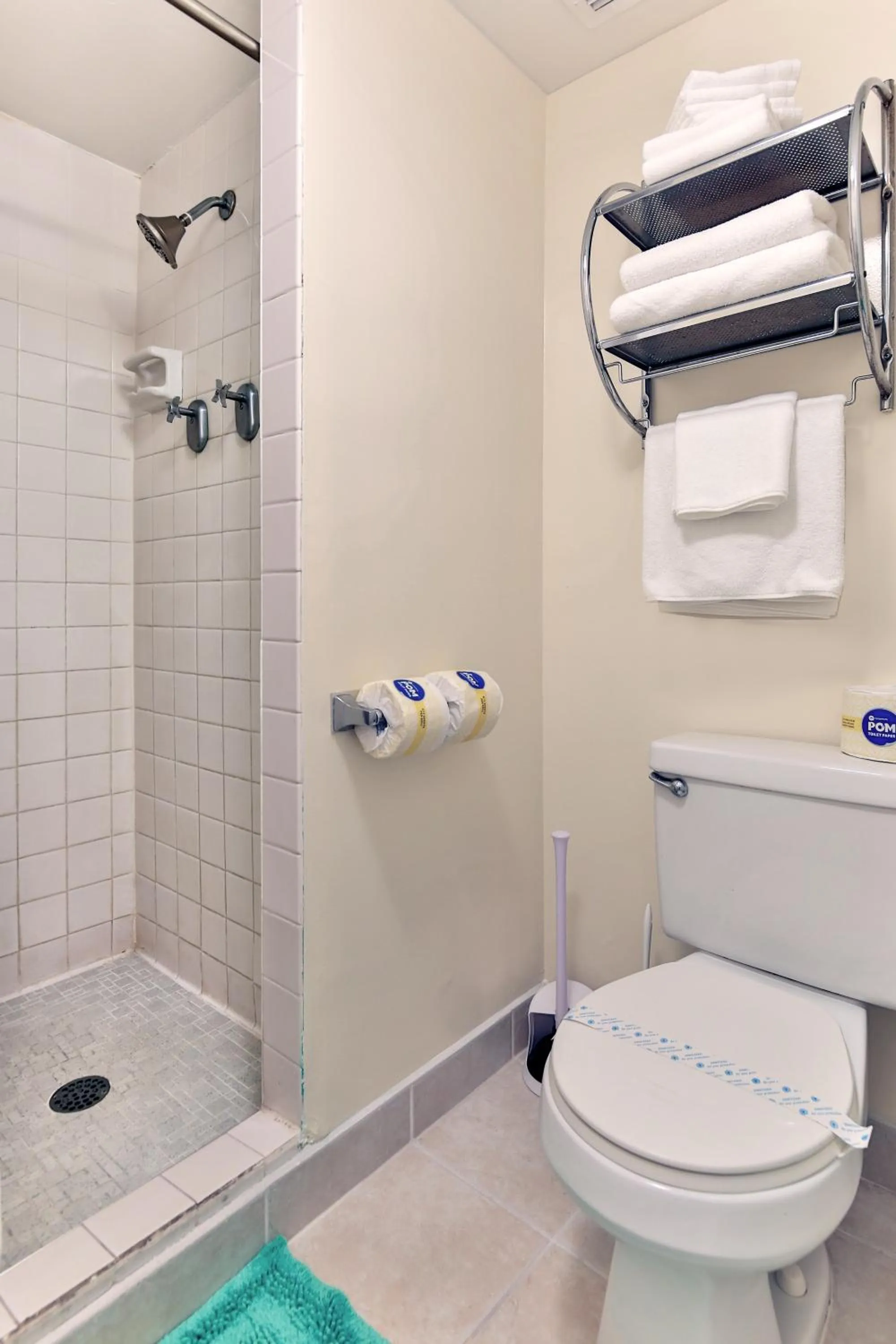 Bathroom in City View Studio with Pool Access in Aloha Surf!