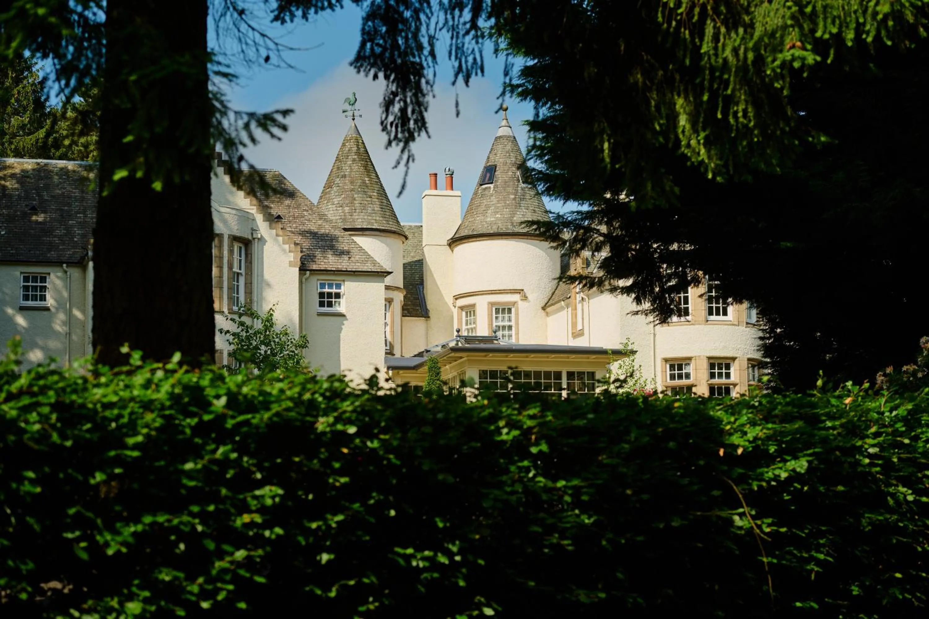 Property building in Cairn Lodge