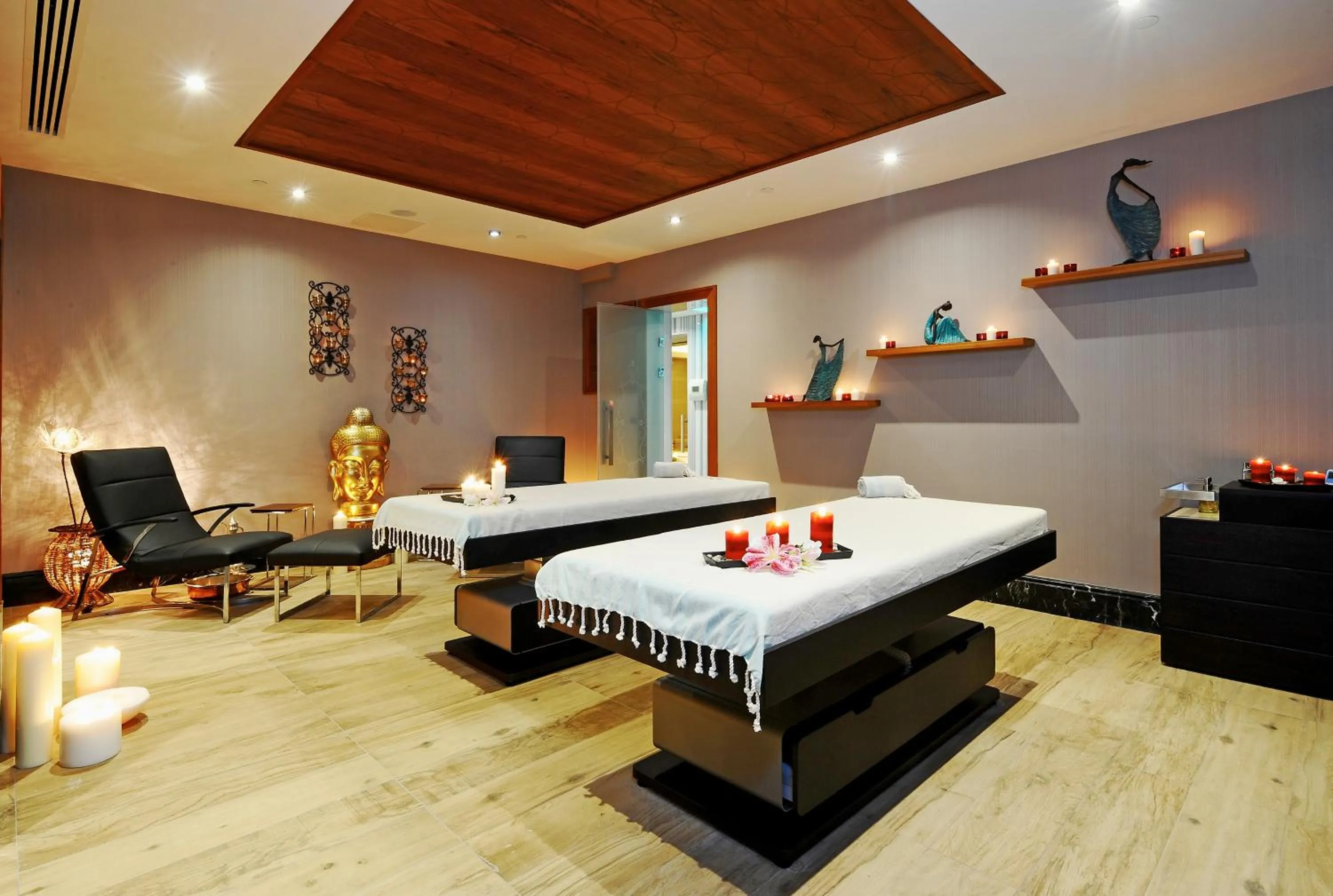 Massage in Crowne Plaza Bursa Convention Center & Thermal Spa by IHG