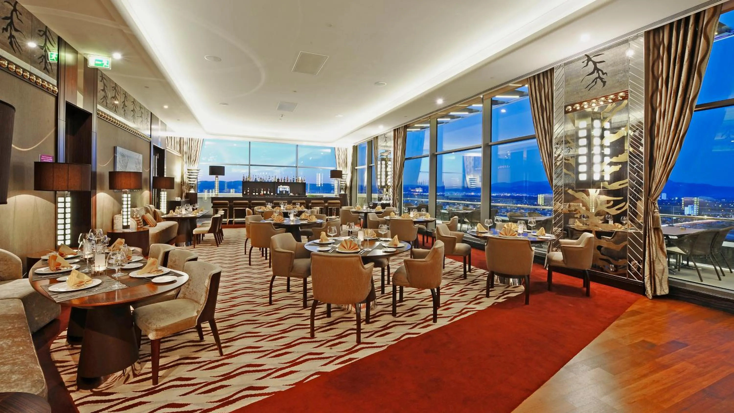 Restaurant/places to eat in Crowne Plaza Bursa Convention Center & Thermal Spa by IHG