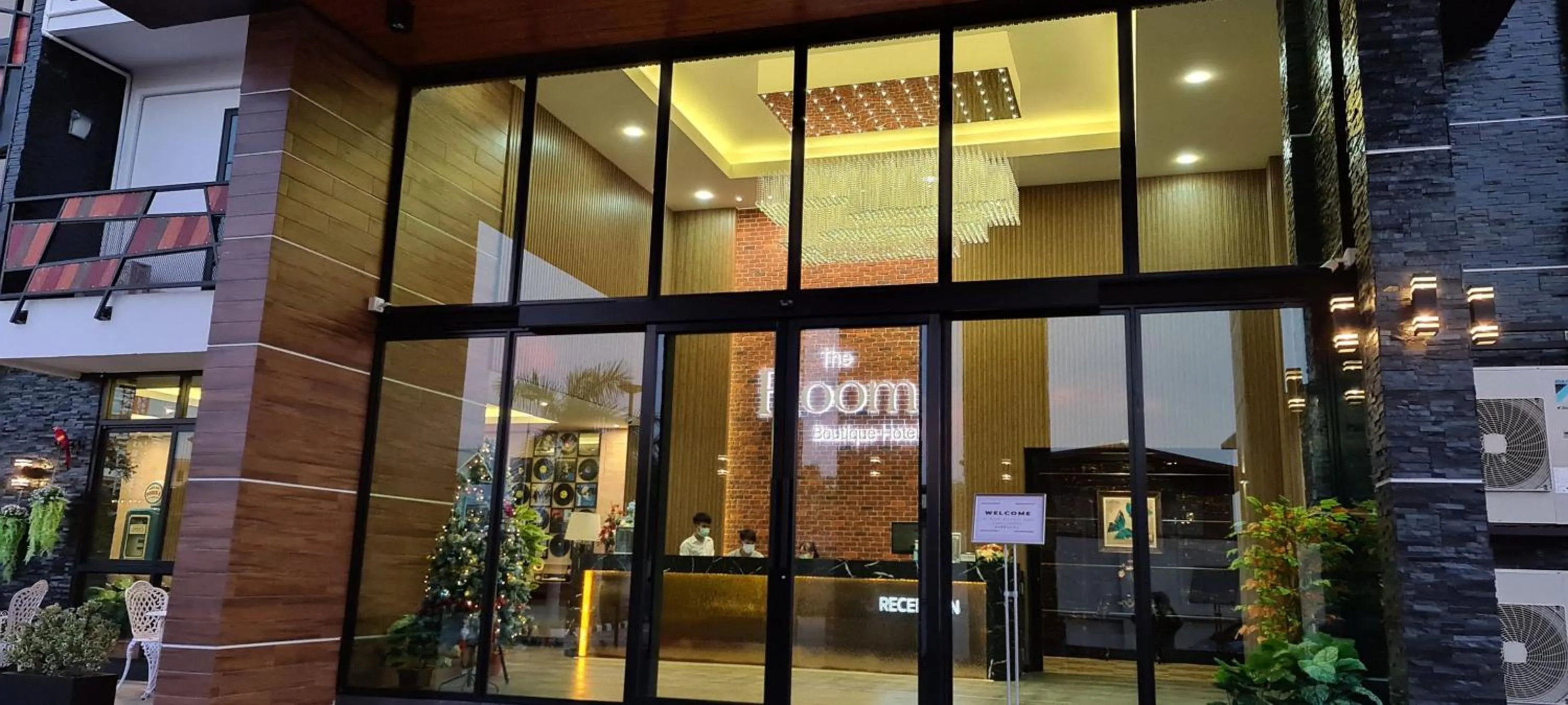 The Room Boutique Hotel