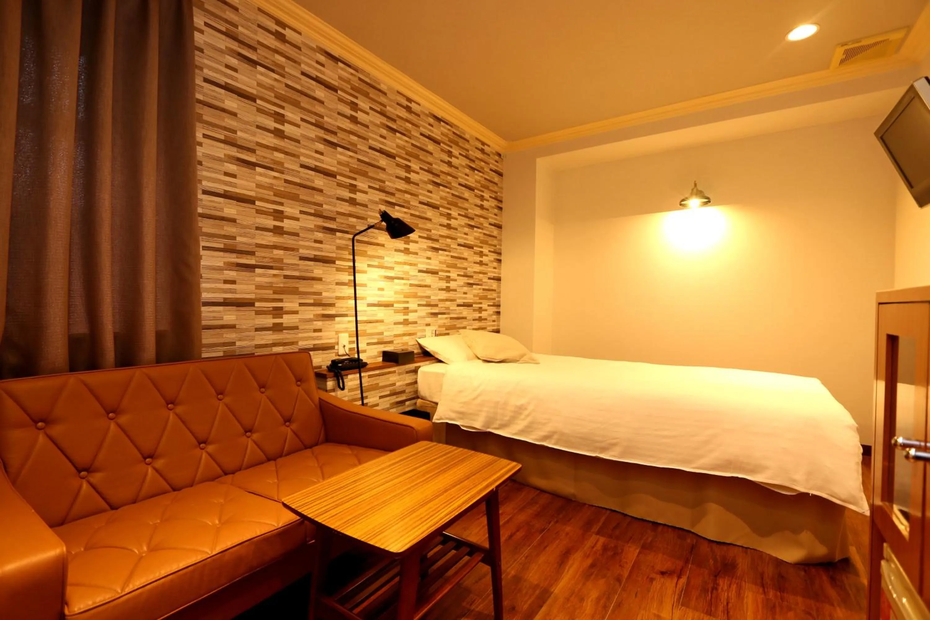 Photo of the whole room, Bed in Hotel 3 O'Clock Tennoji