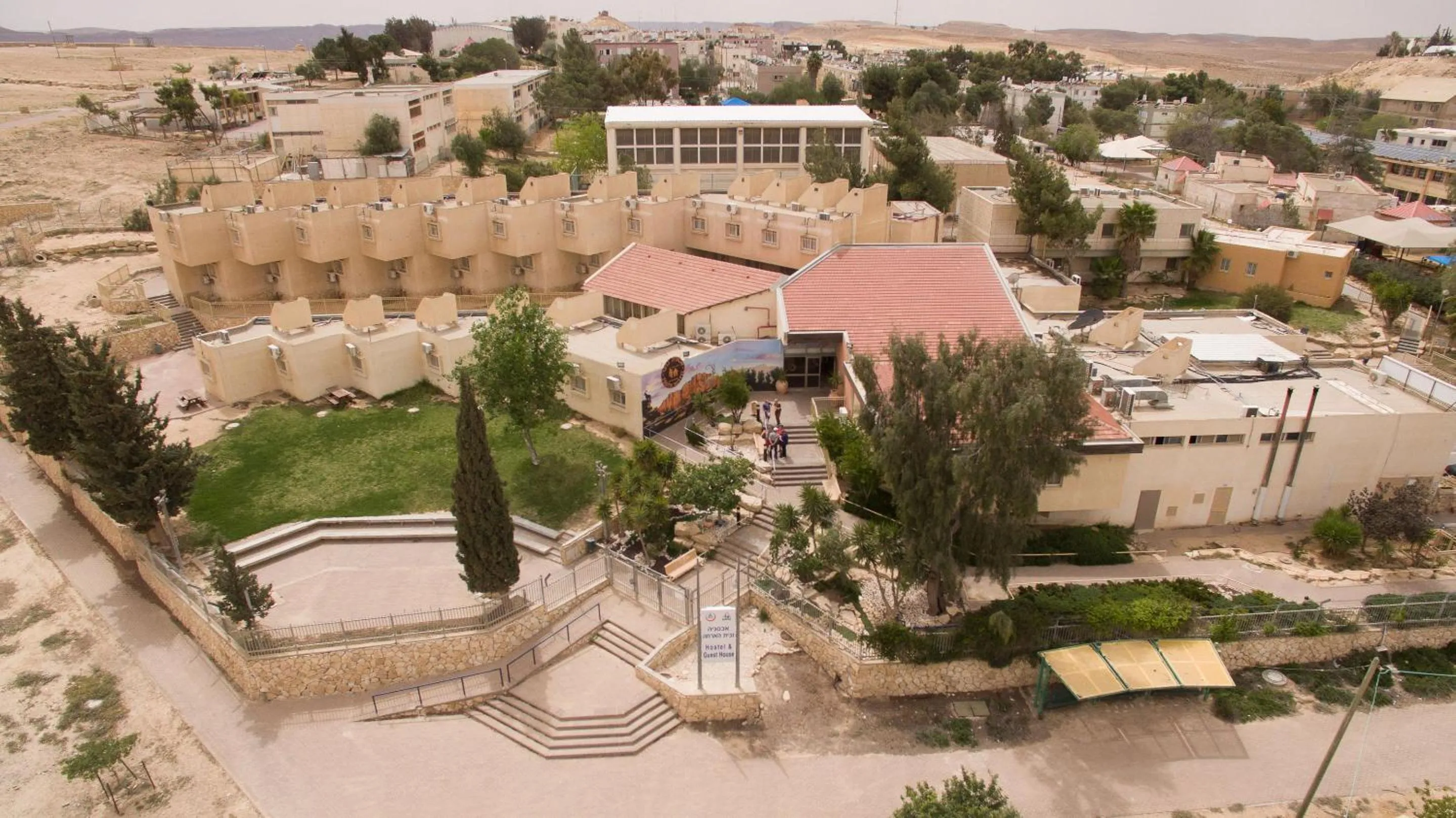 Bird's eye view in HI - Mitzpe Ramon Hostel