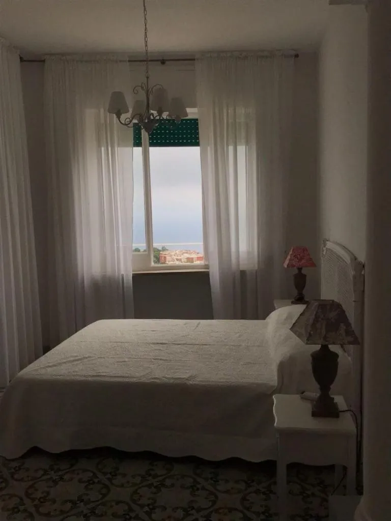 Deluxe Double Room with Sea View in R&D Rest and Dream Capri