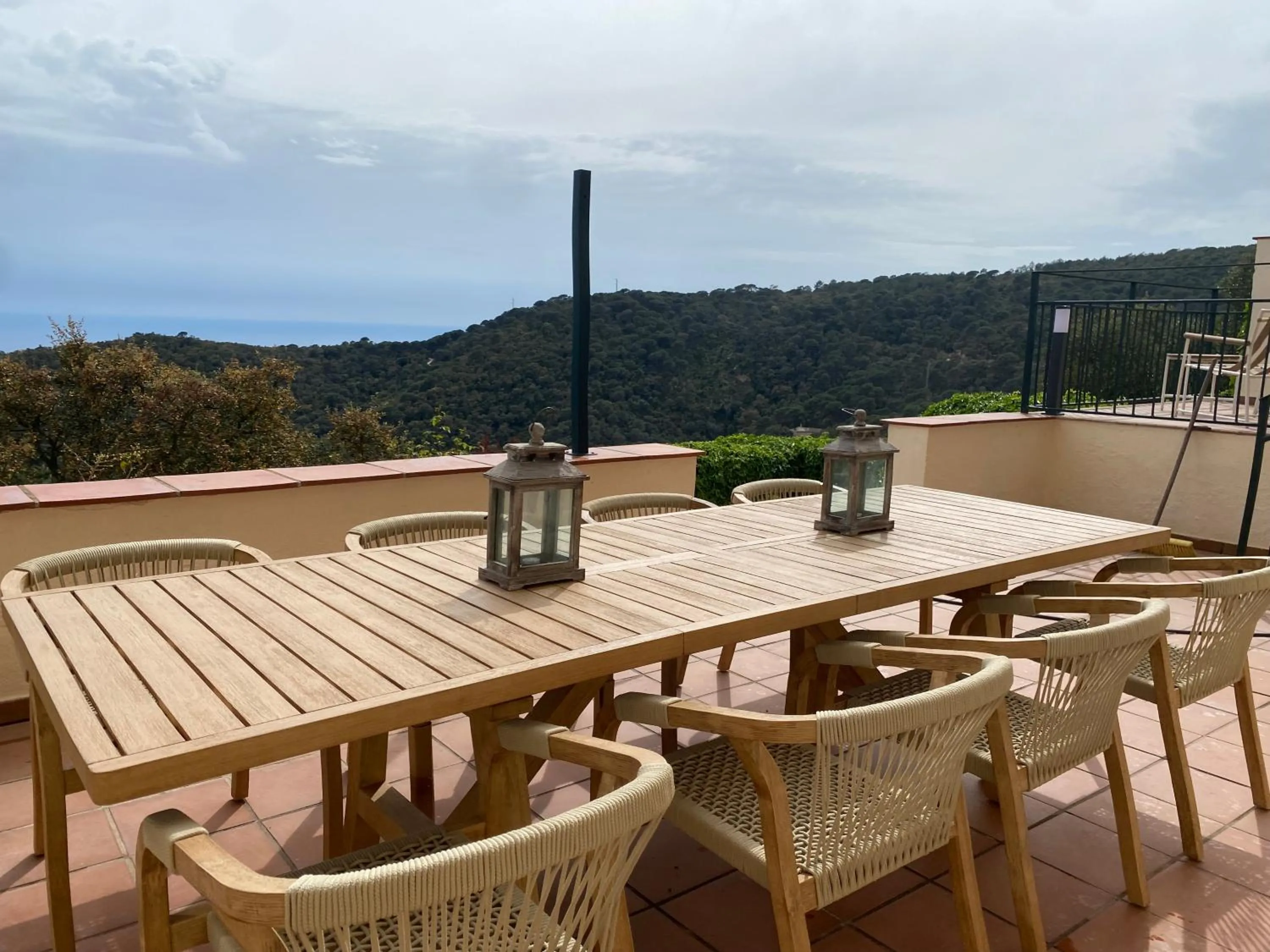 Restaurant/places to eat in La Roqueta Hotel