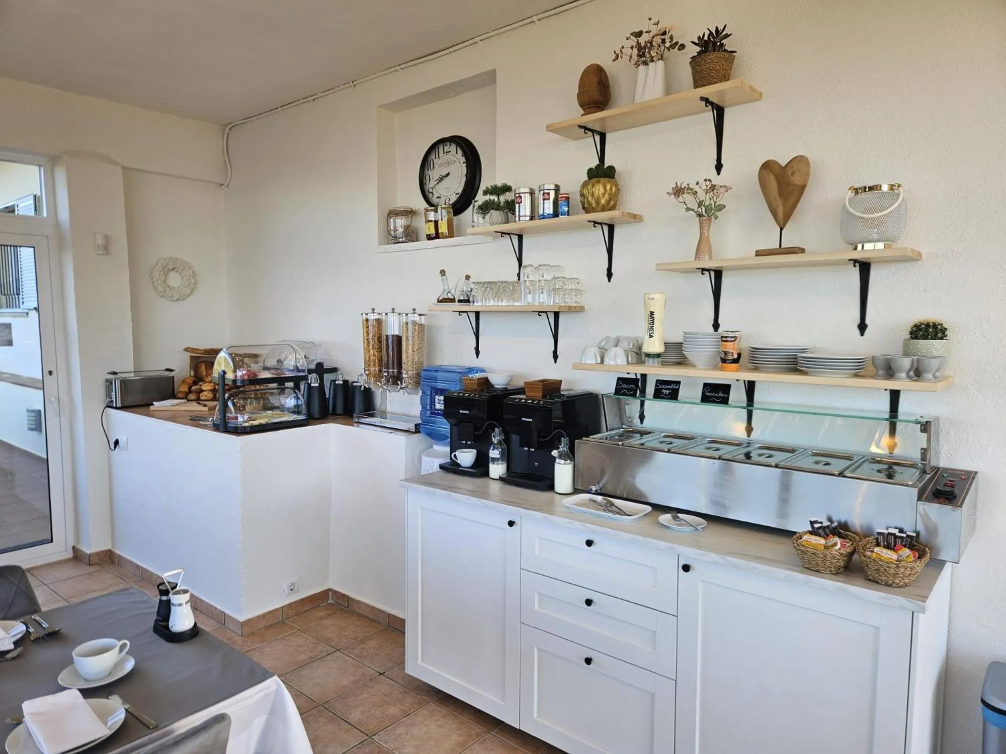 Breakfast in La Roqueta Hotel