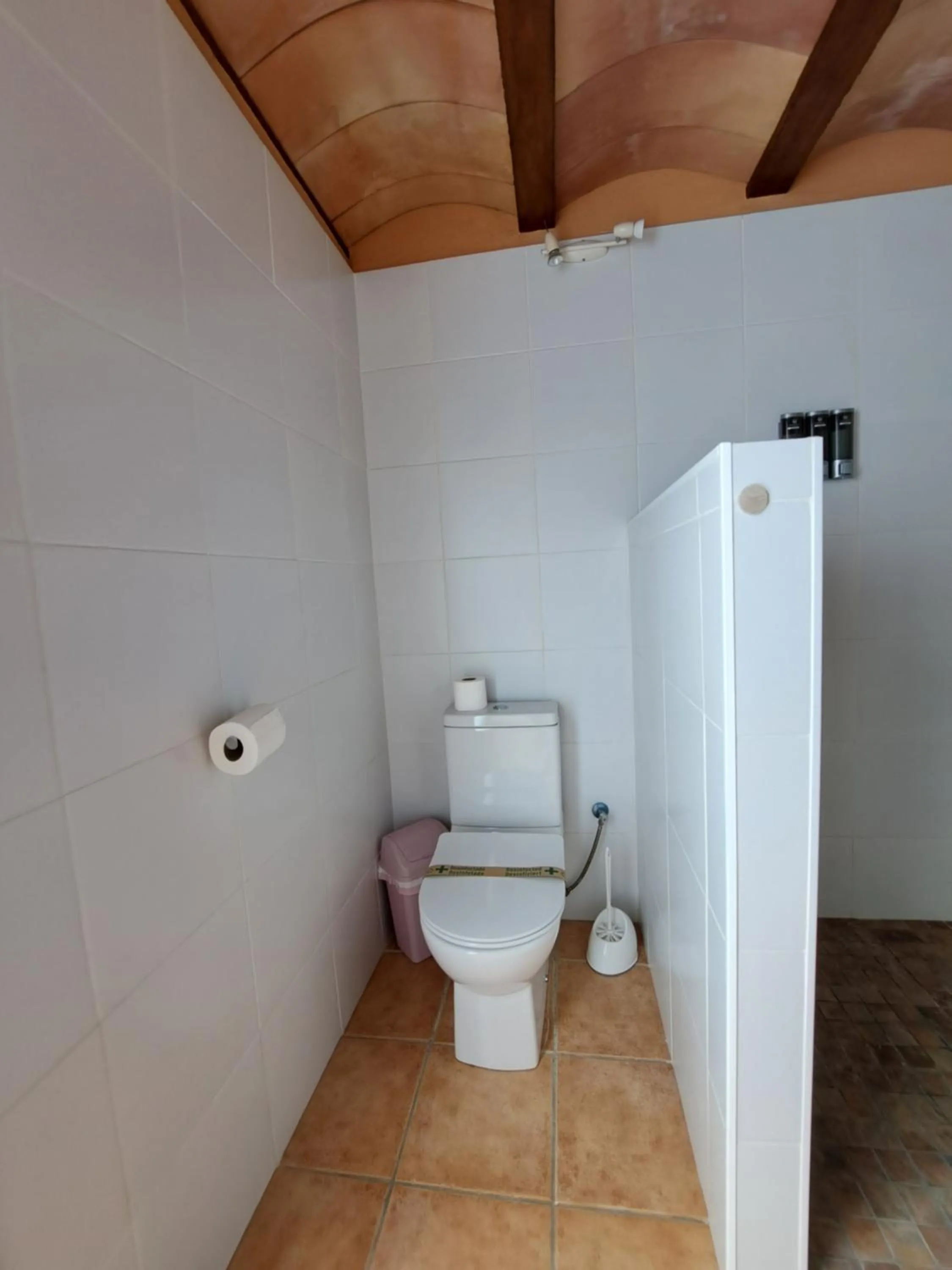 Bathroom in La Roqueta Hotel