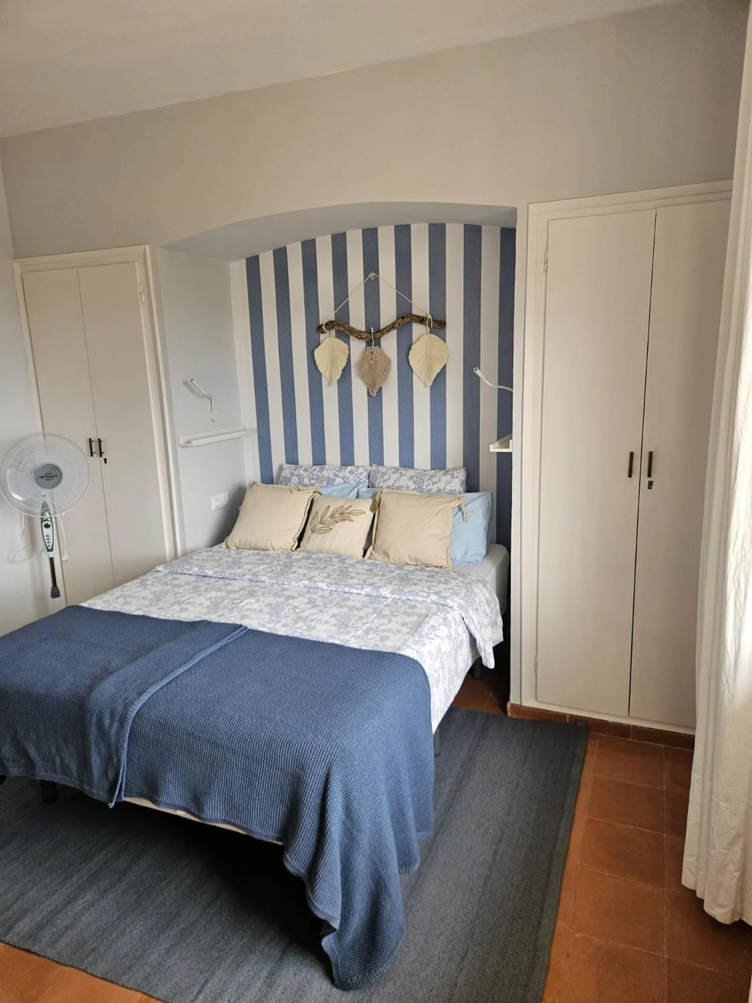 Property building, Bed in La Roqueta Hotel