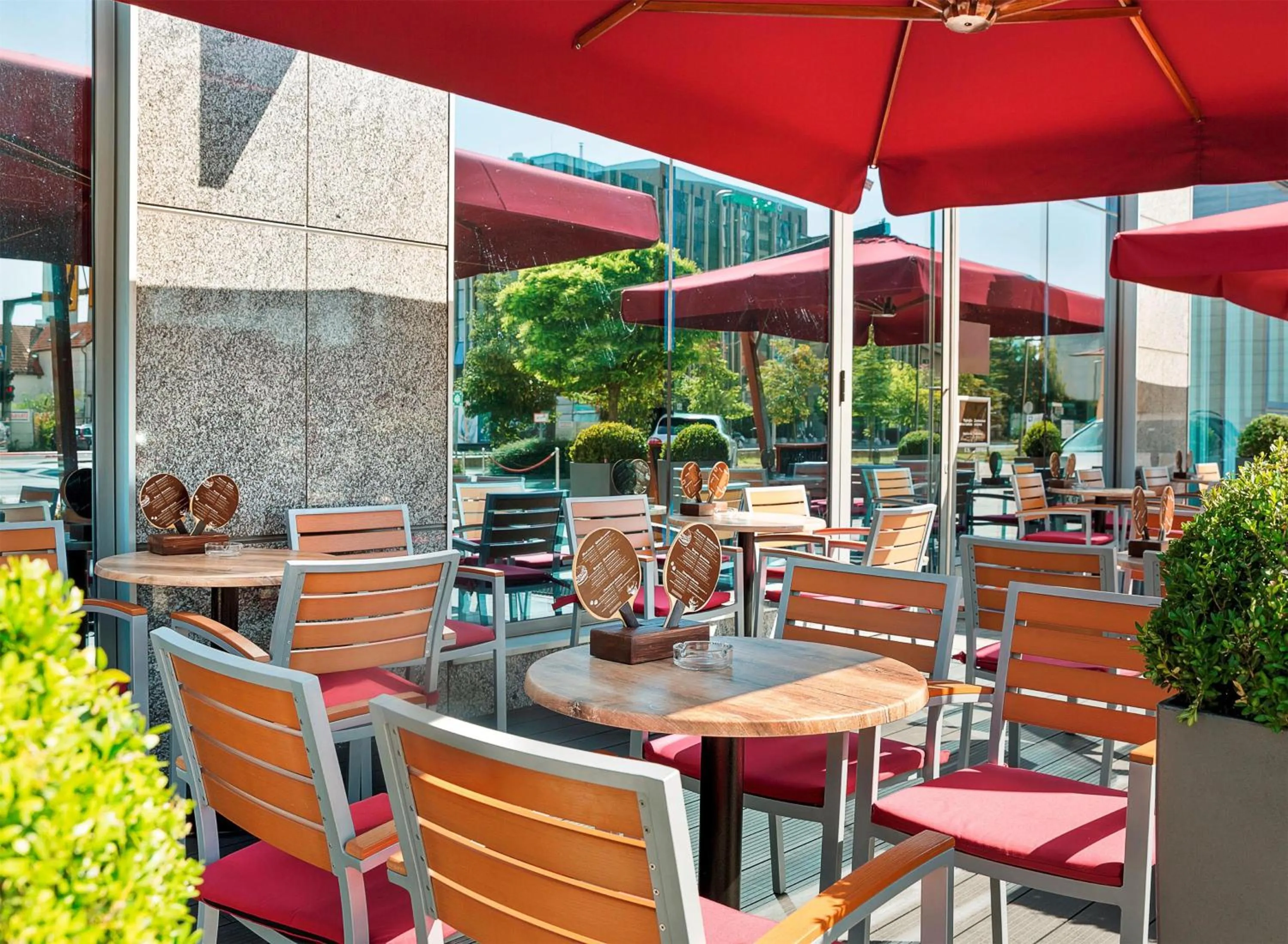 Lounge or bar in Doubletree by Hilton Ljubljana