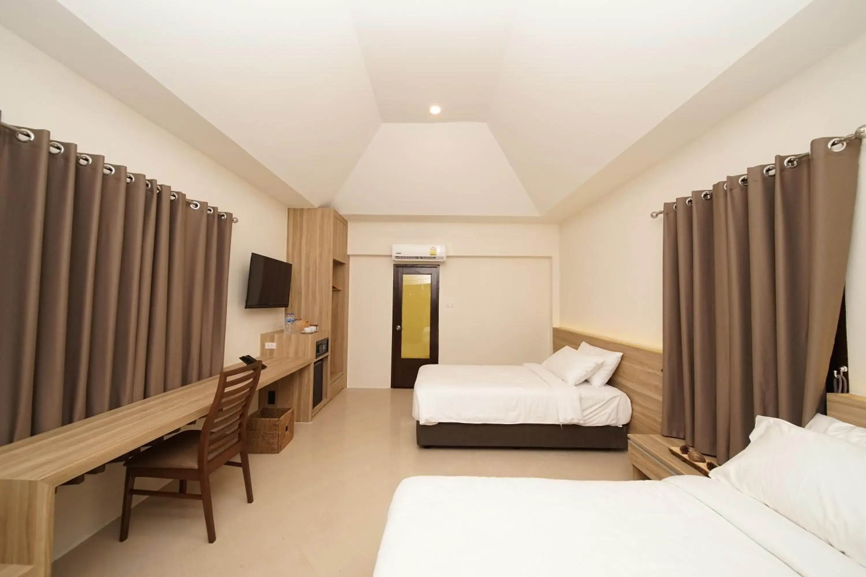 Bed in Aquavana Haad Rin Resort Bed in Aquavana Haad Rin Resort