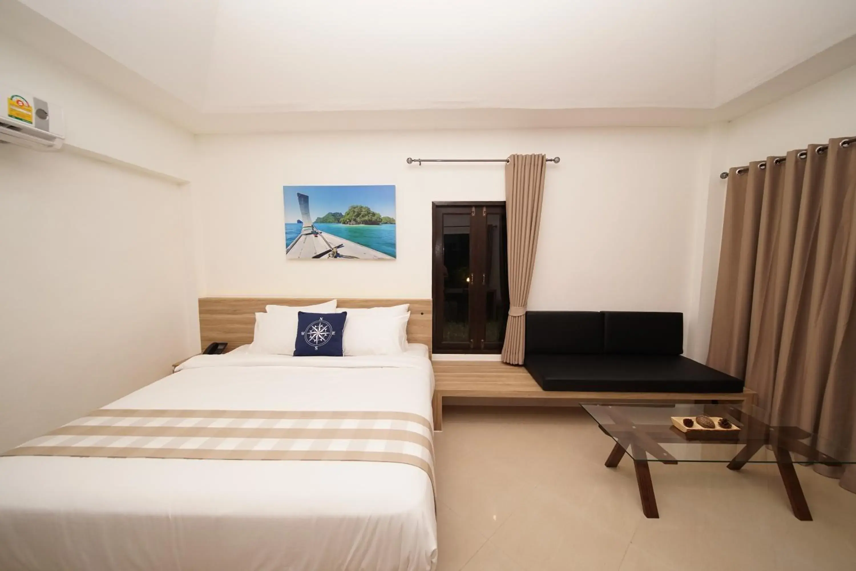 Bed in Aquavana Haad Rin Resort Bed in Aquavana Haad Rin Resort