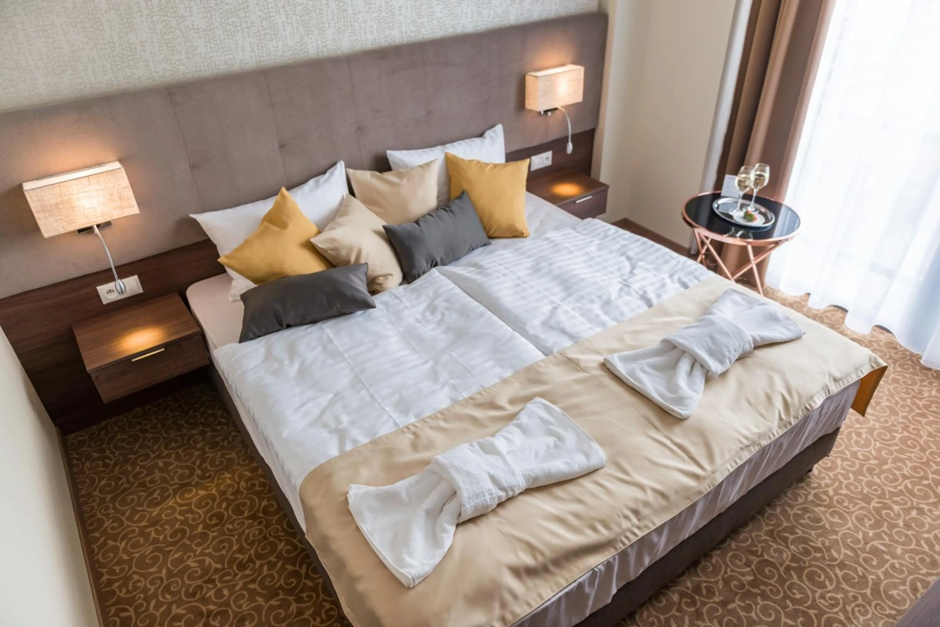 Bathroom, Bed in Hotel Thermalpark