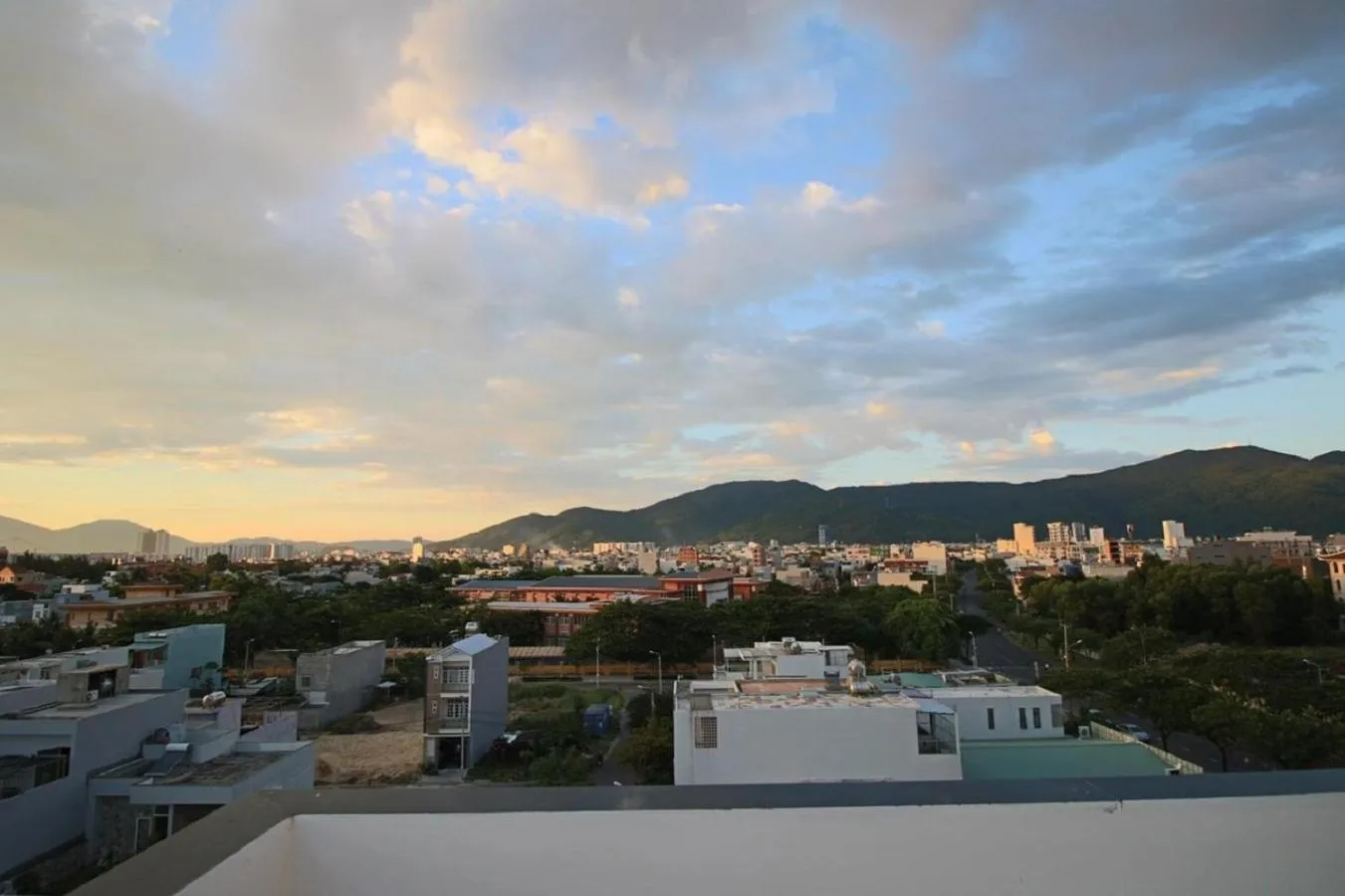 Nearby landmark in Saluxhotel&Apartment 2