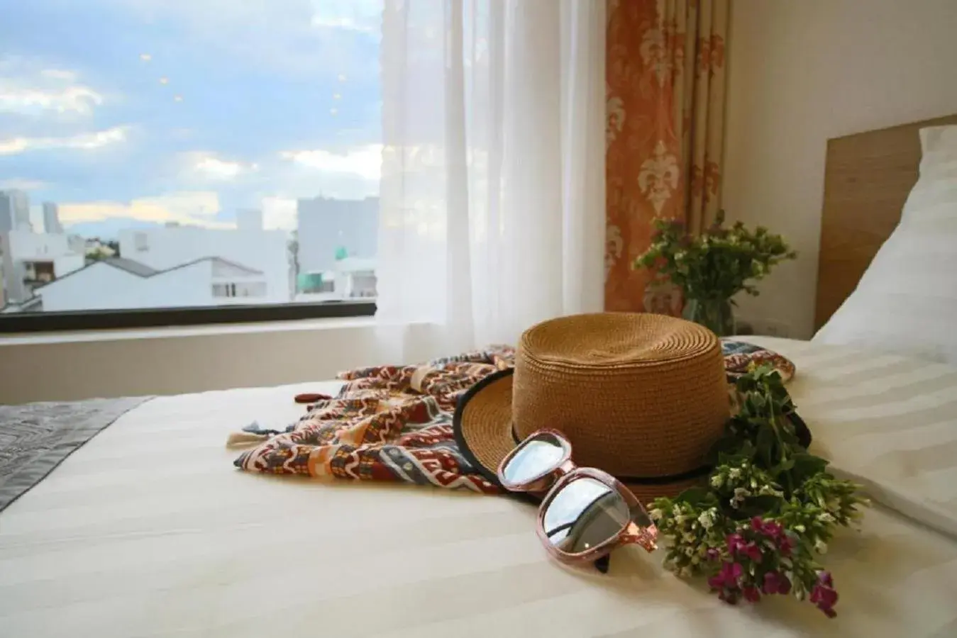 Photo of the whole room, Bed in Saluxhotel&Apartment 2 Photo of the whole room, Bed in Saluxhotel&Apartment 2