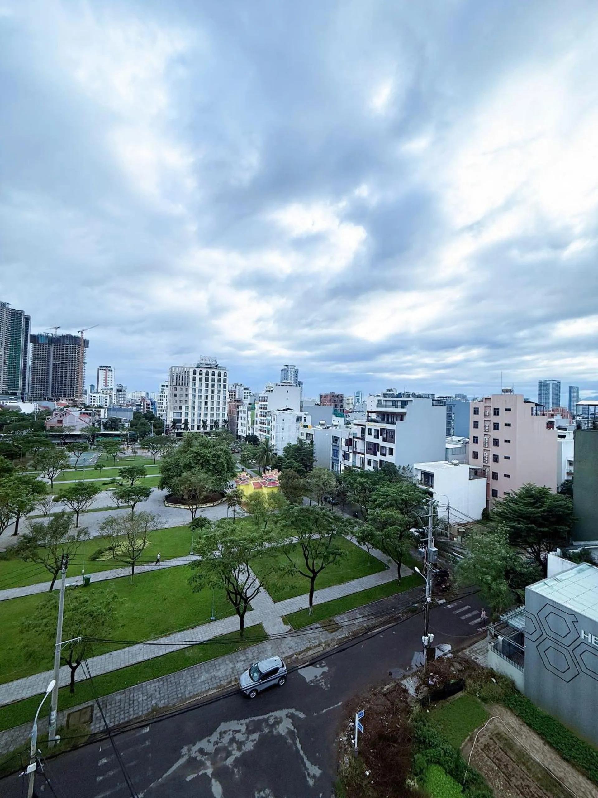 Property building in Saluxhotel&Apartment 2