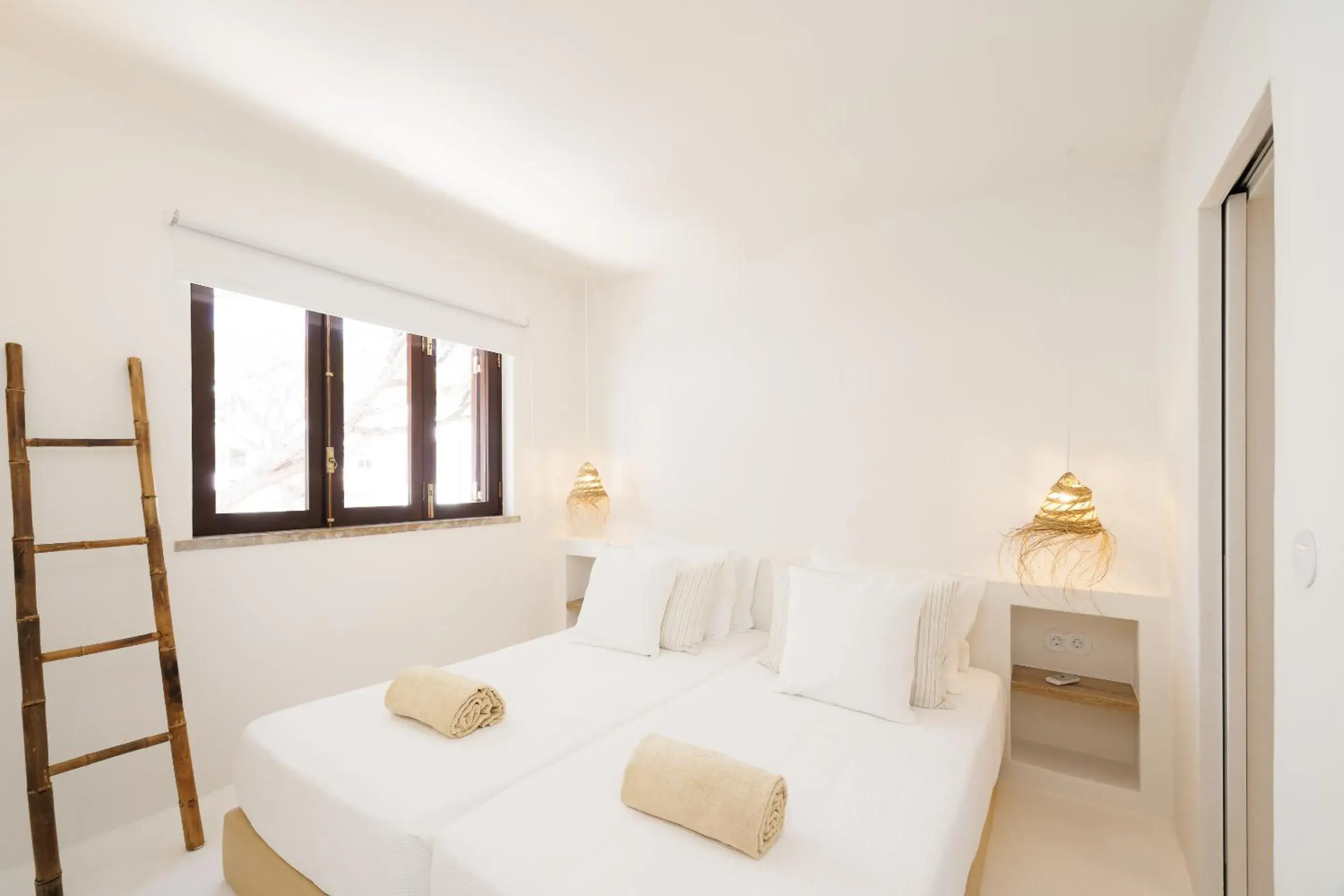 Bed in Vale Do Lobo Resort Bed in Vale Do Lobo Resort