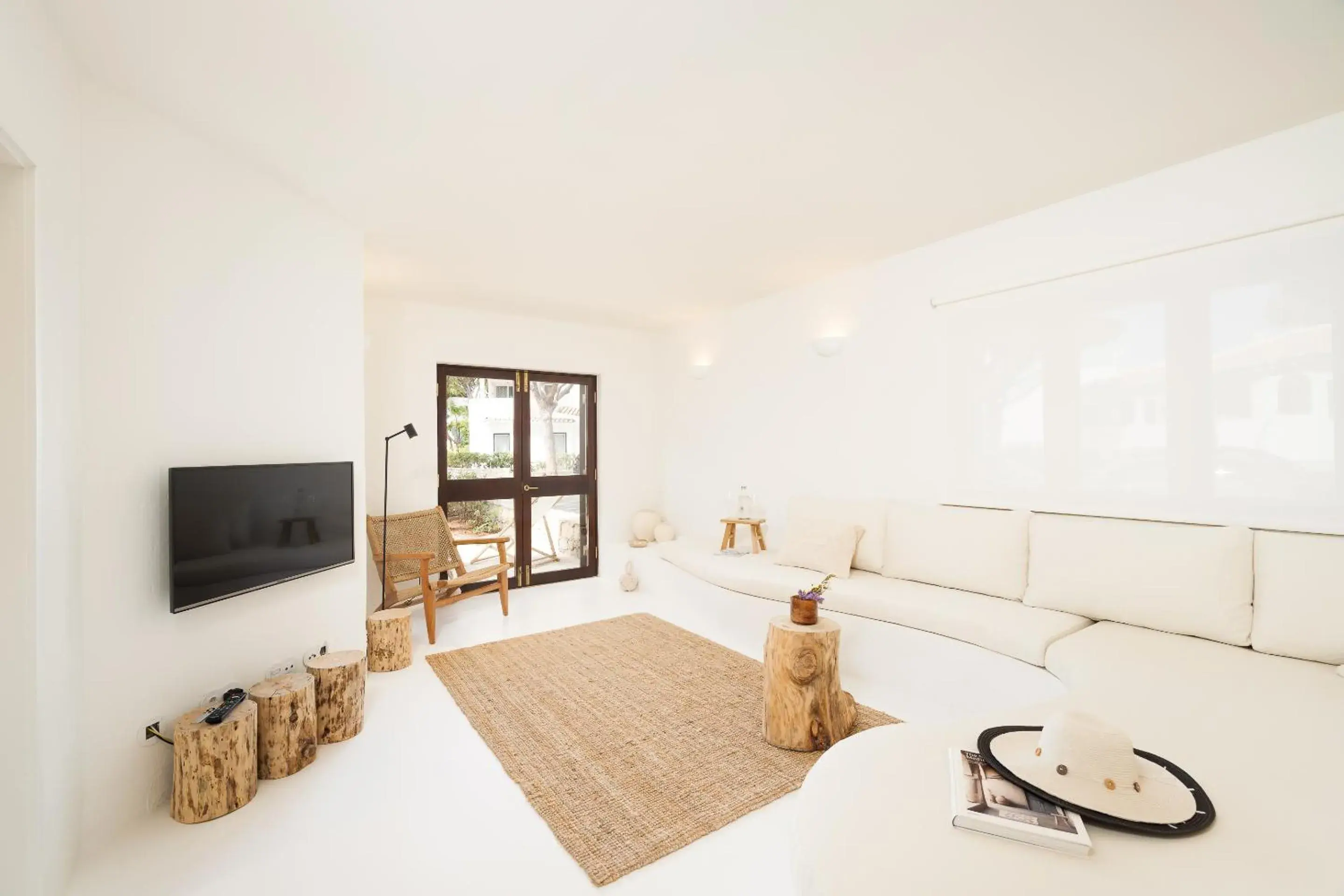 Bed in Vale Do Lobo Resort Bed in Vale Do Lobo Resort