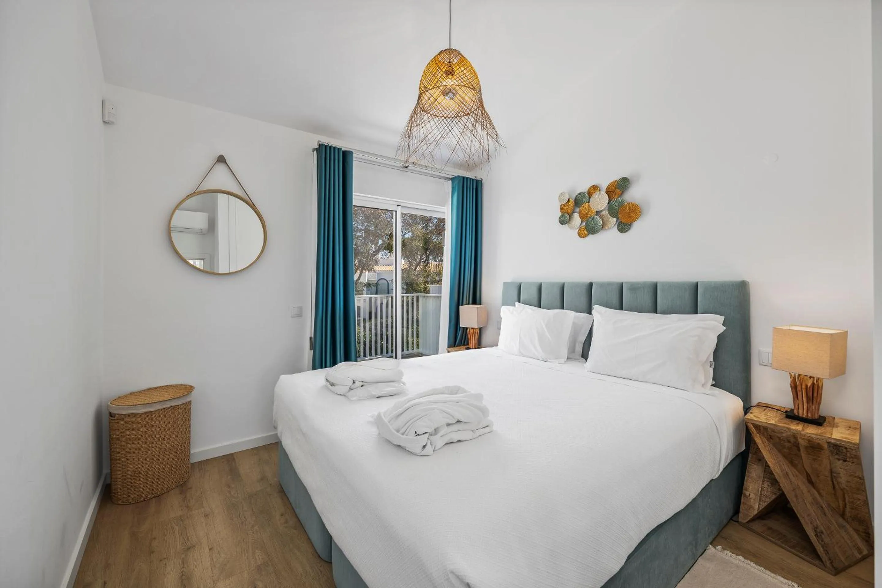 Bed in Vale Do Lobo Resort