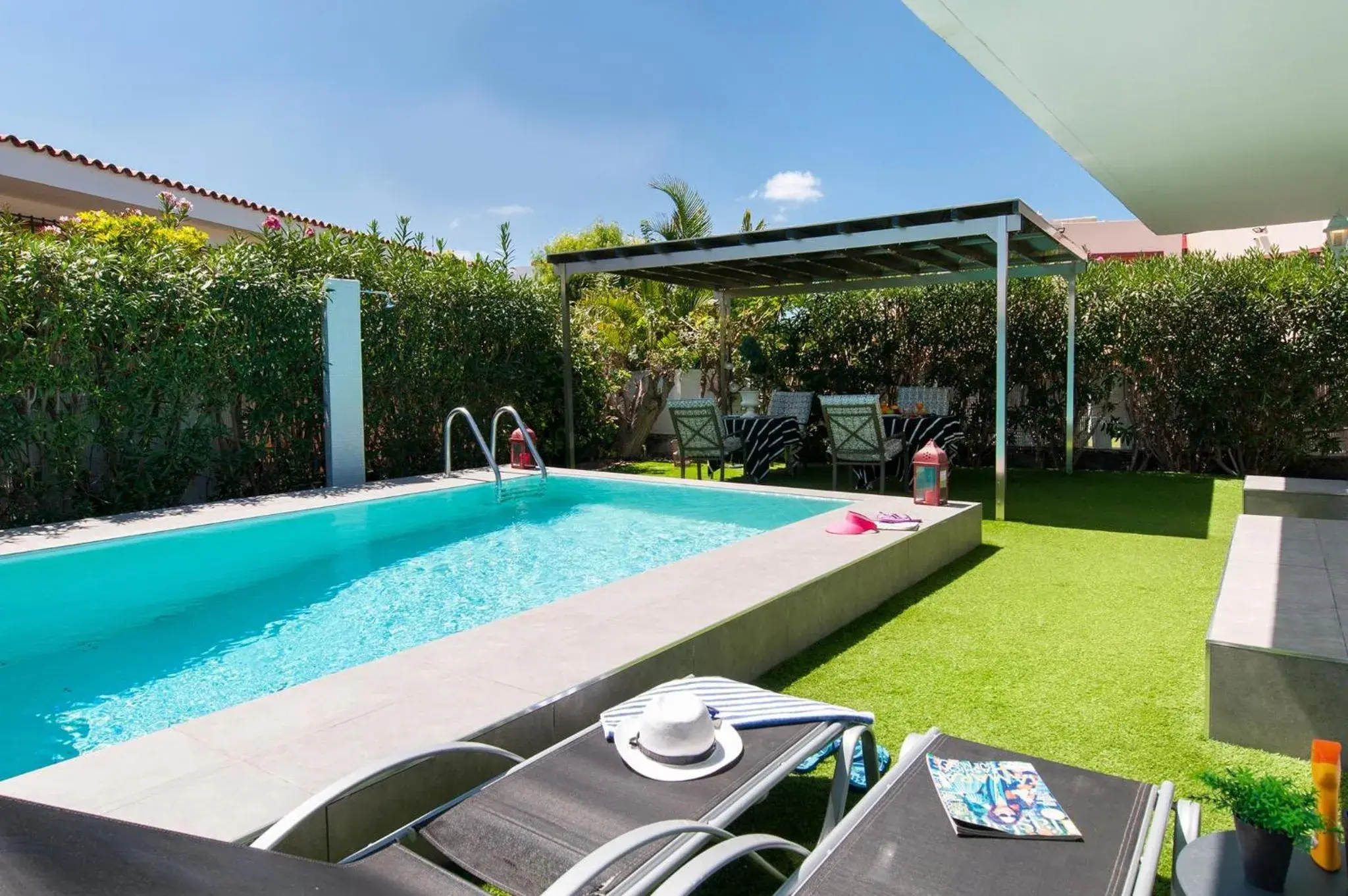 Beach House with private pool in San Agustín ET2 by VillaGranCanaria Beach House with private pool in San Agustín ET2 by VillaGranCanaria