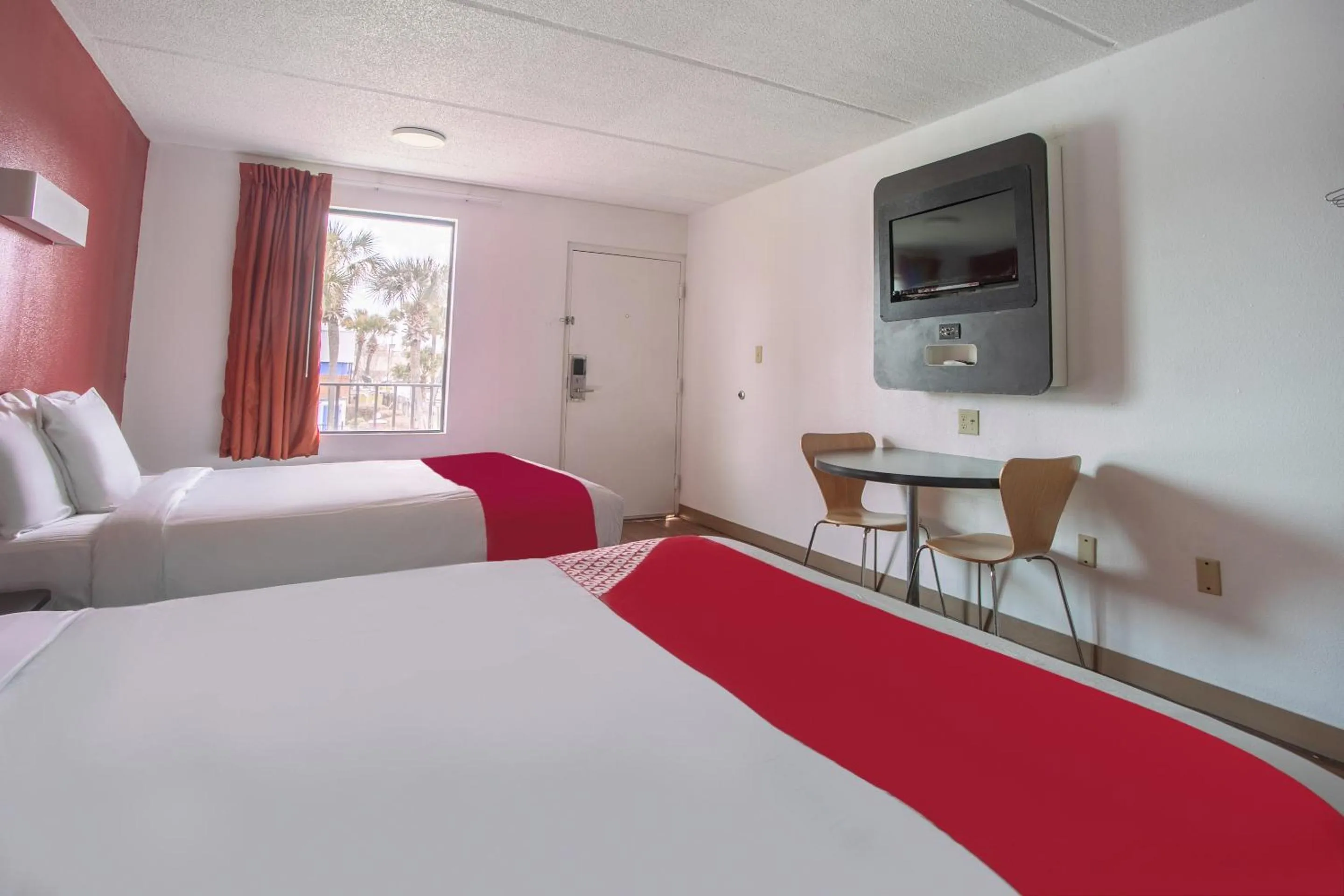 Bedroom in OYO Hotel Lake Park-Valdosta I-75