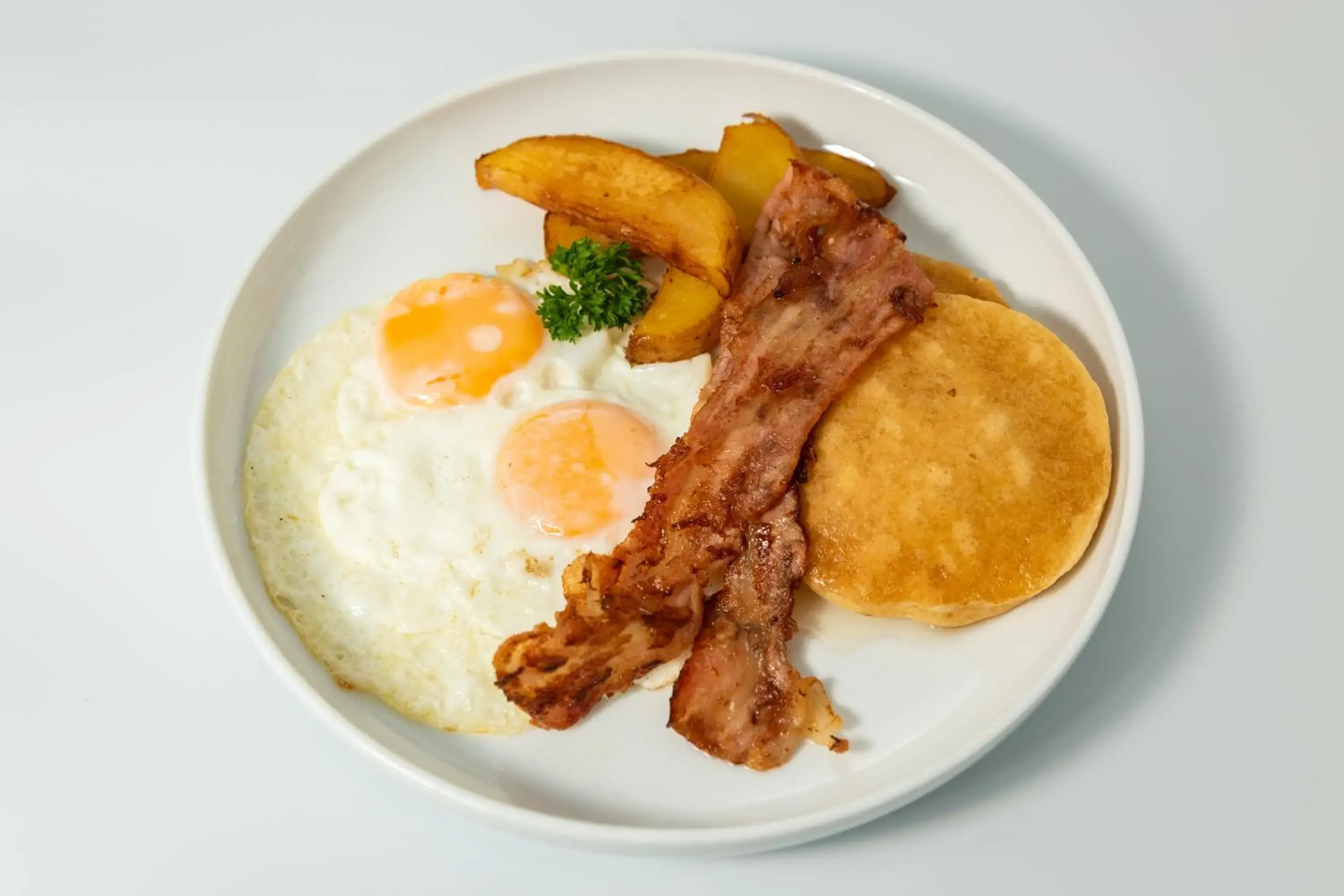 Breakfast in Lub d Koh Samui Chaweng Beach - Beachfront & Vibrant Social Vibe Breakfast in Lub d Koh Samui Chaweng Beach - Beachfront & Vibrant Social Vibe