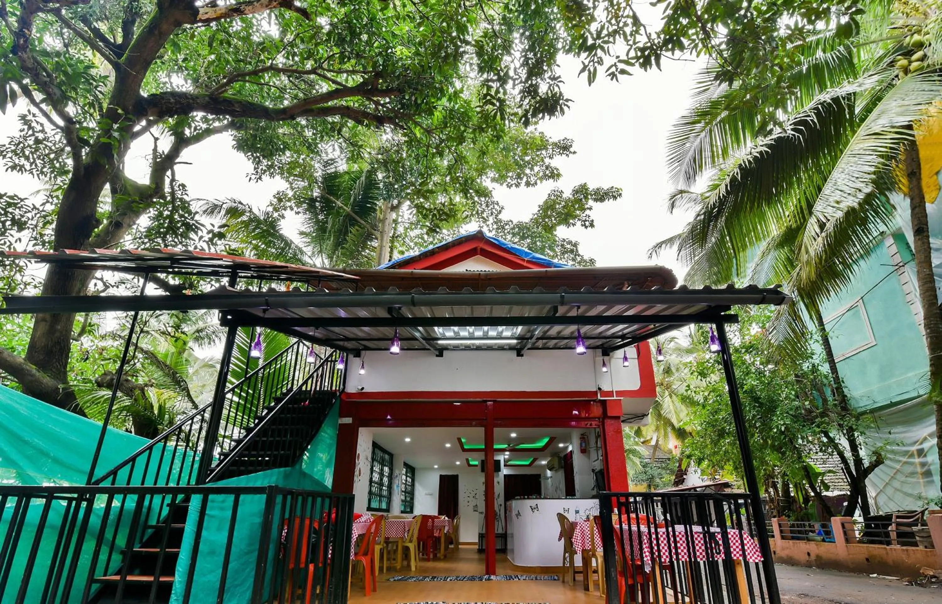 Facade/entrance in Hotel O Route Near Calangute Beach