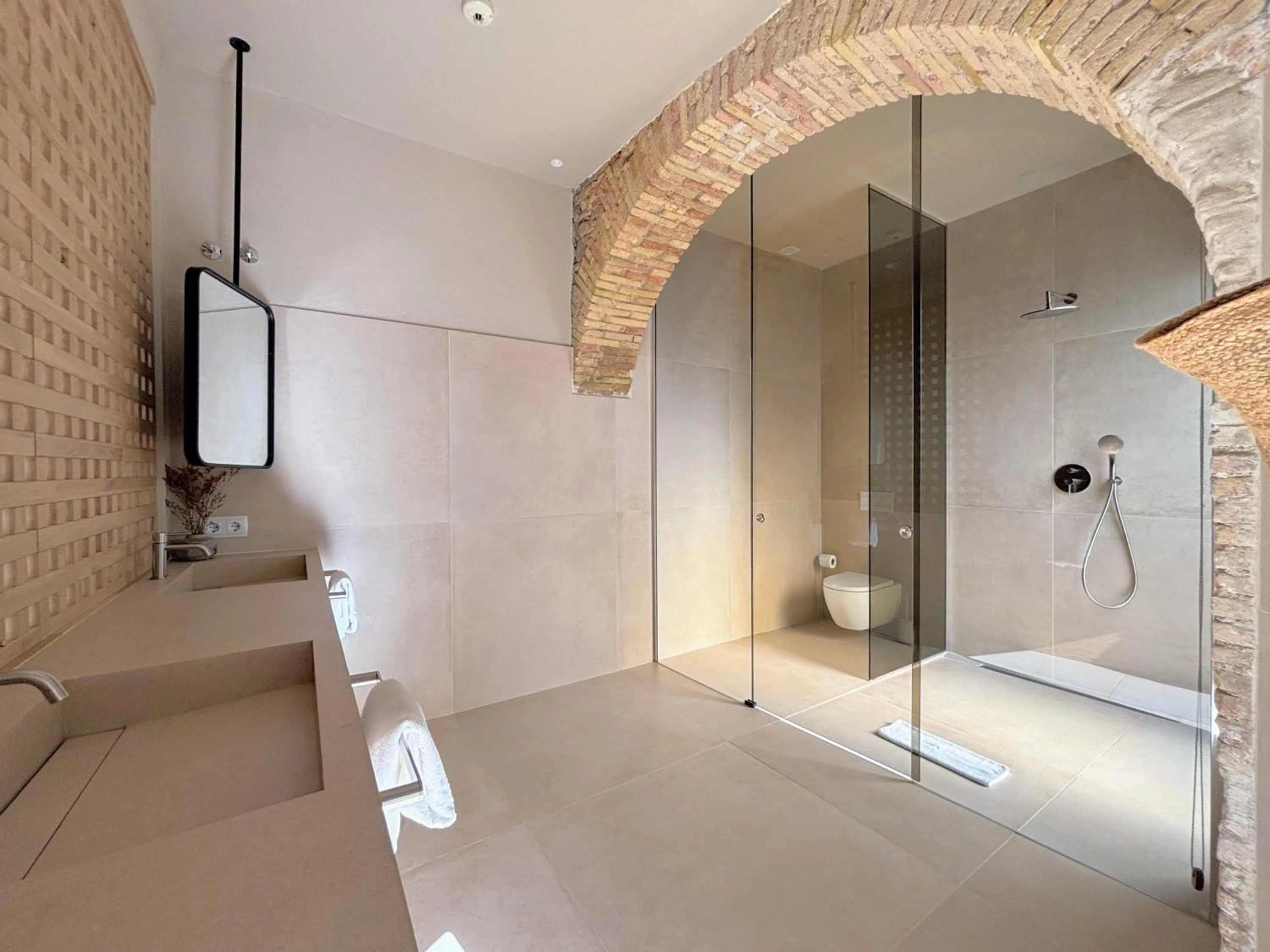 Les Clarisses Boutique Hotel