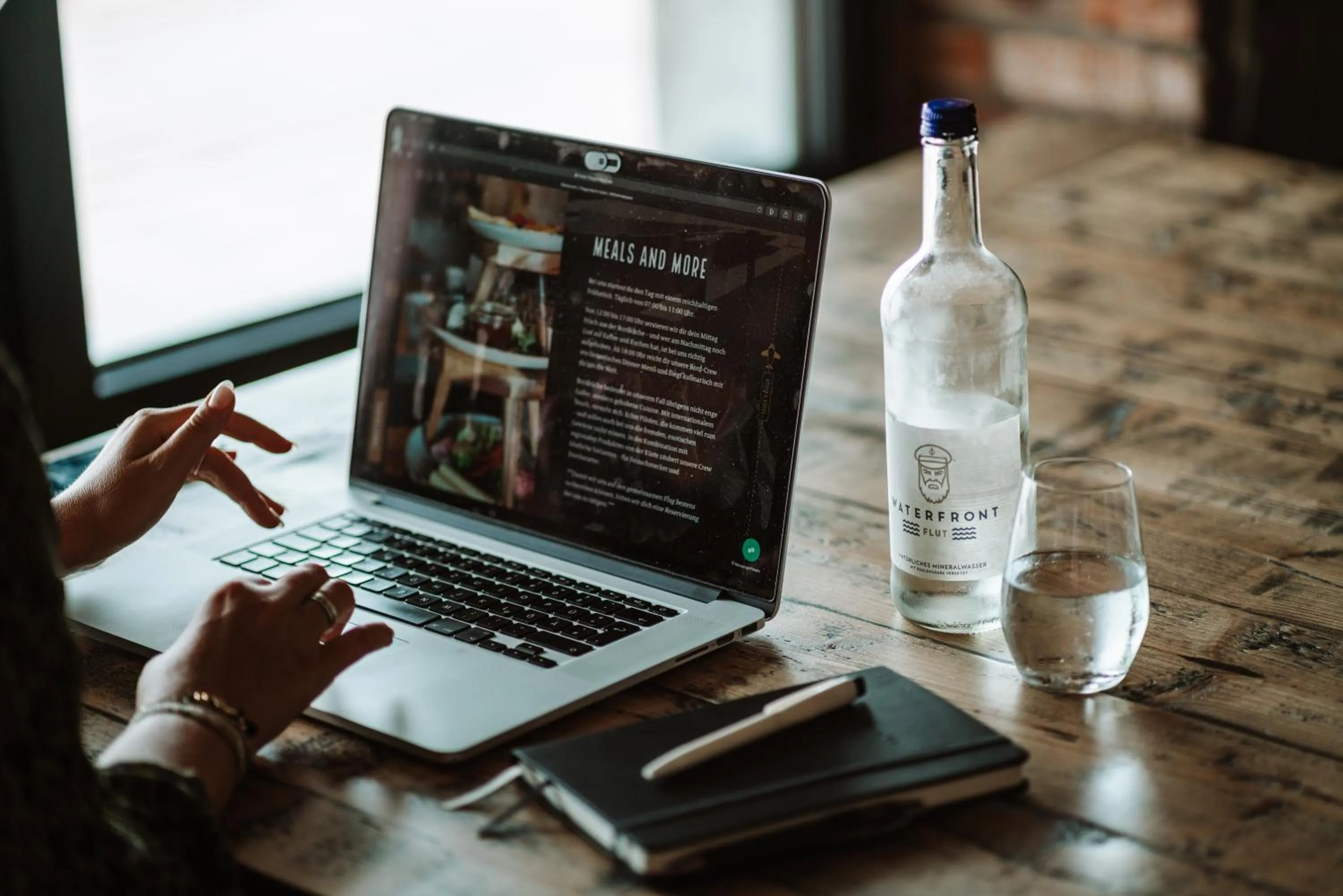 Food and drinks in Fliegerdeich Hotel & Restaurant