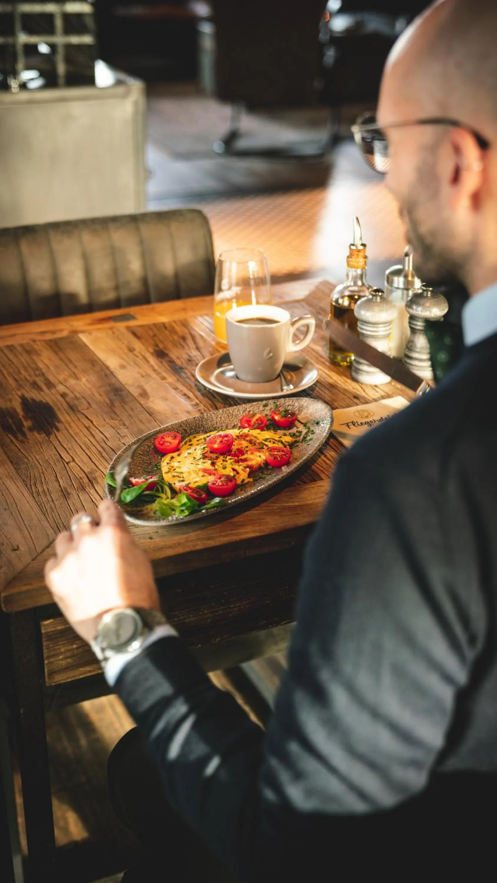 Restaurant/places to eat in Fliegerdeich Hotel & Restaurant