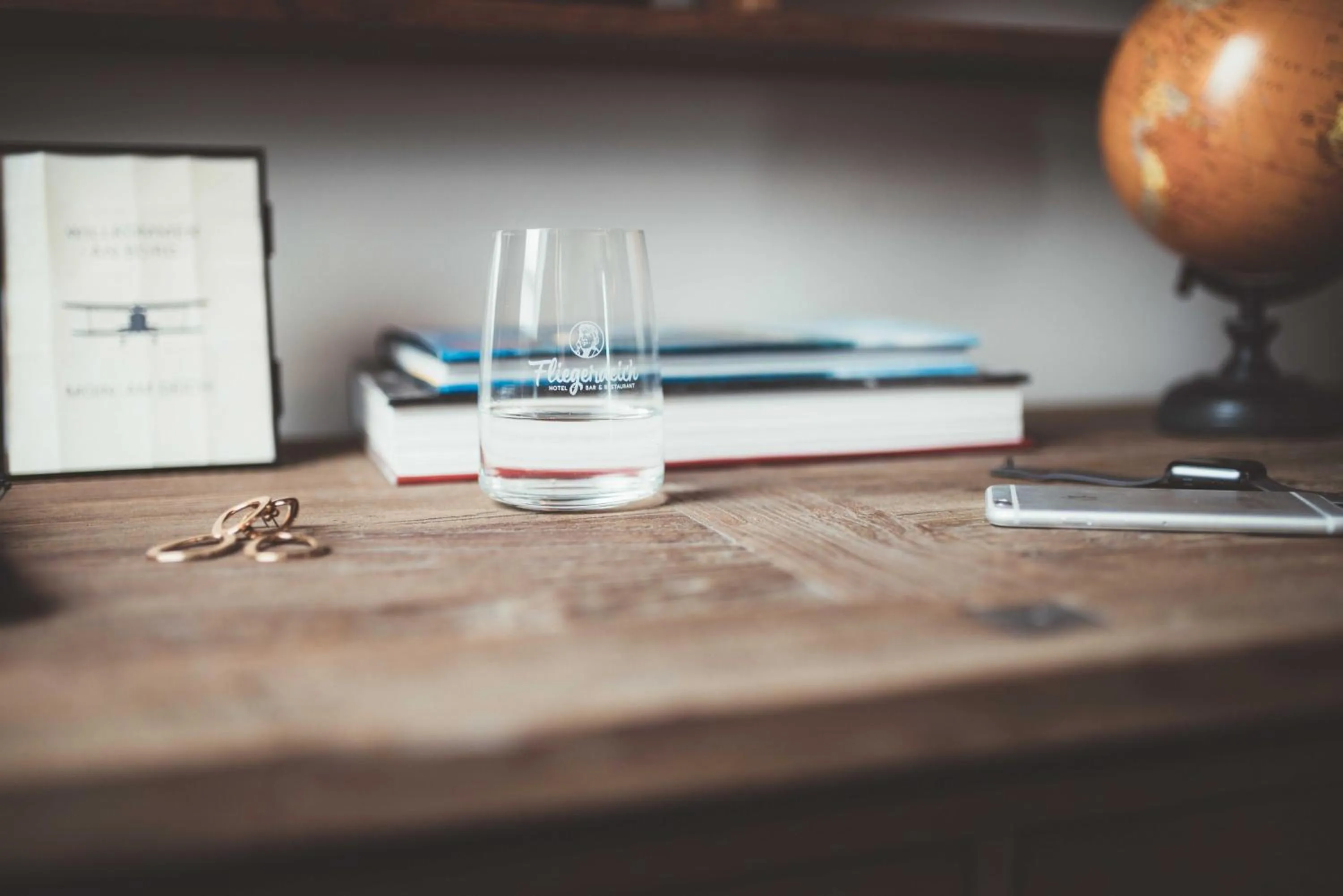 furniture in Fliegerdeich Hotel & Restaurant