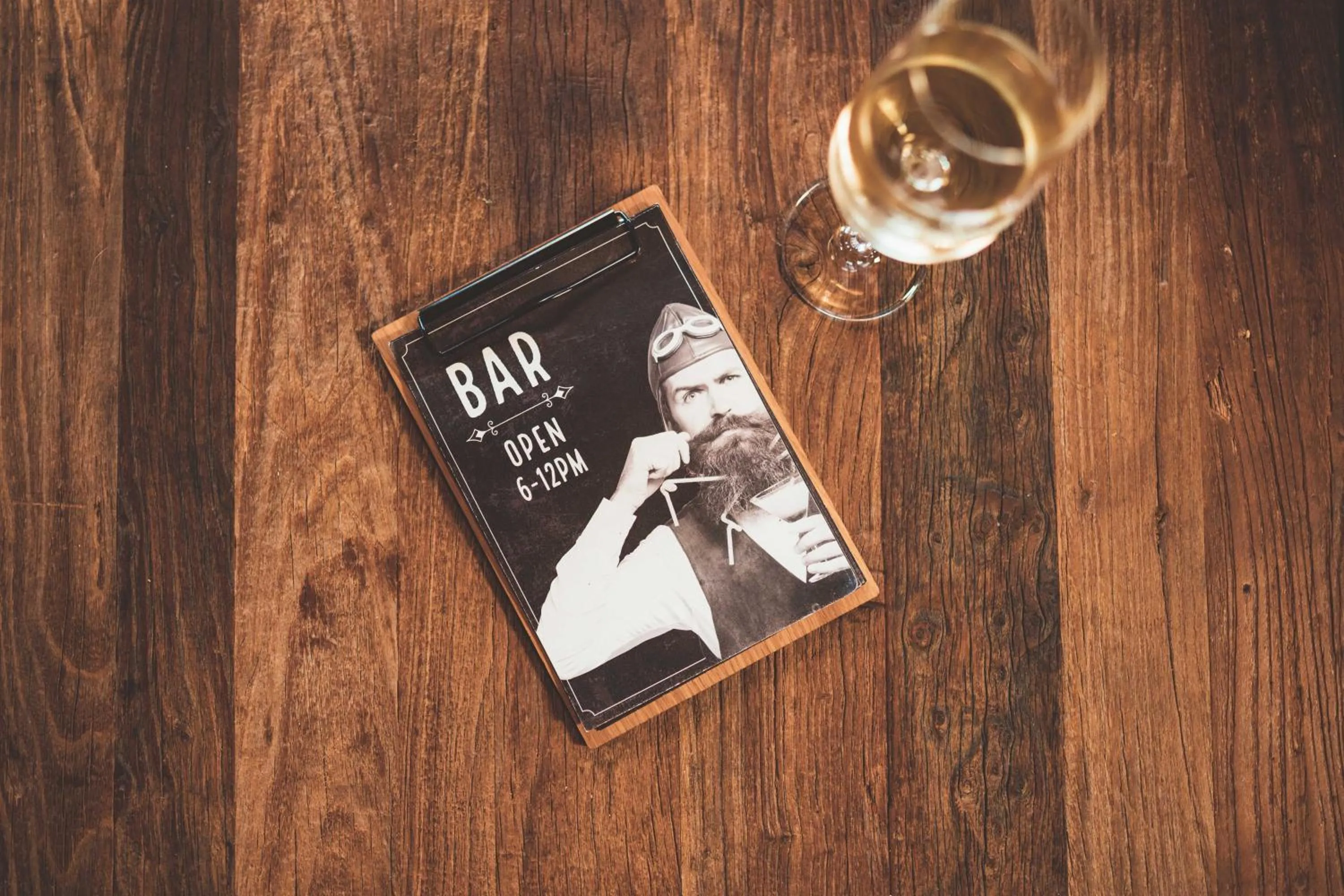 Lounge or bar in Fliegerdeich Hotel & Restaurant