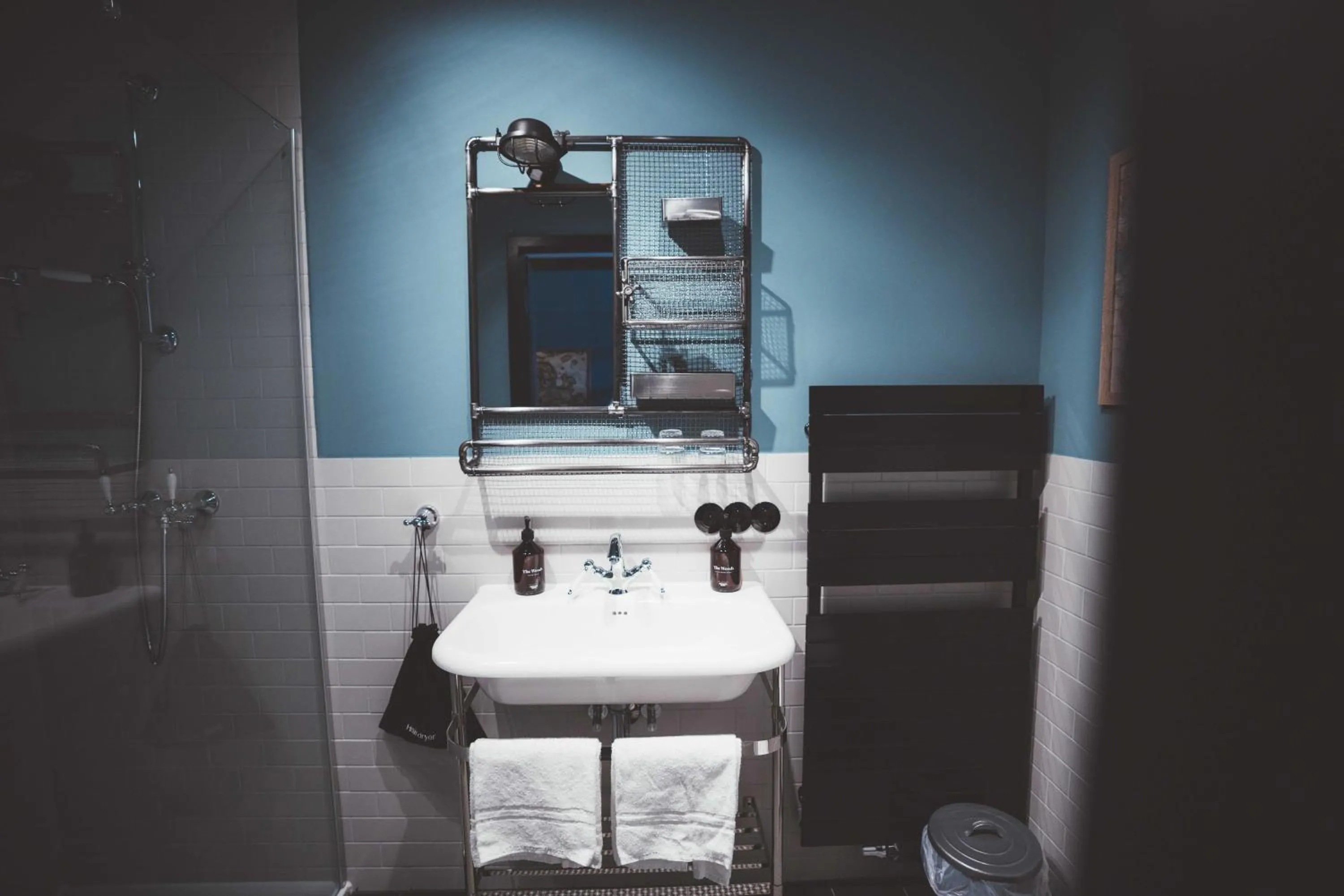 Shower in Fliegerdeich Hotel & Restaurant