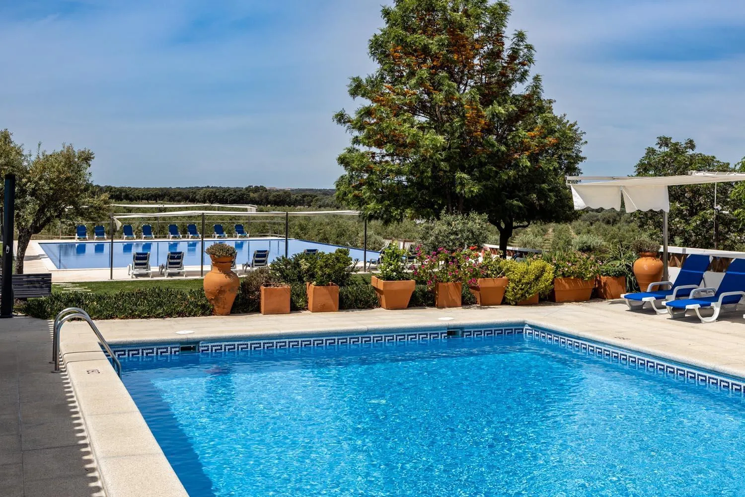 Pool view in Vila Planicie