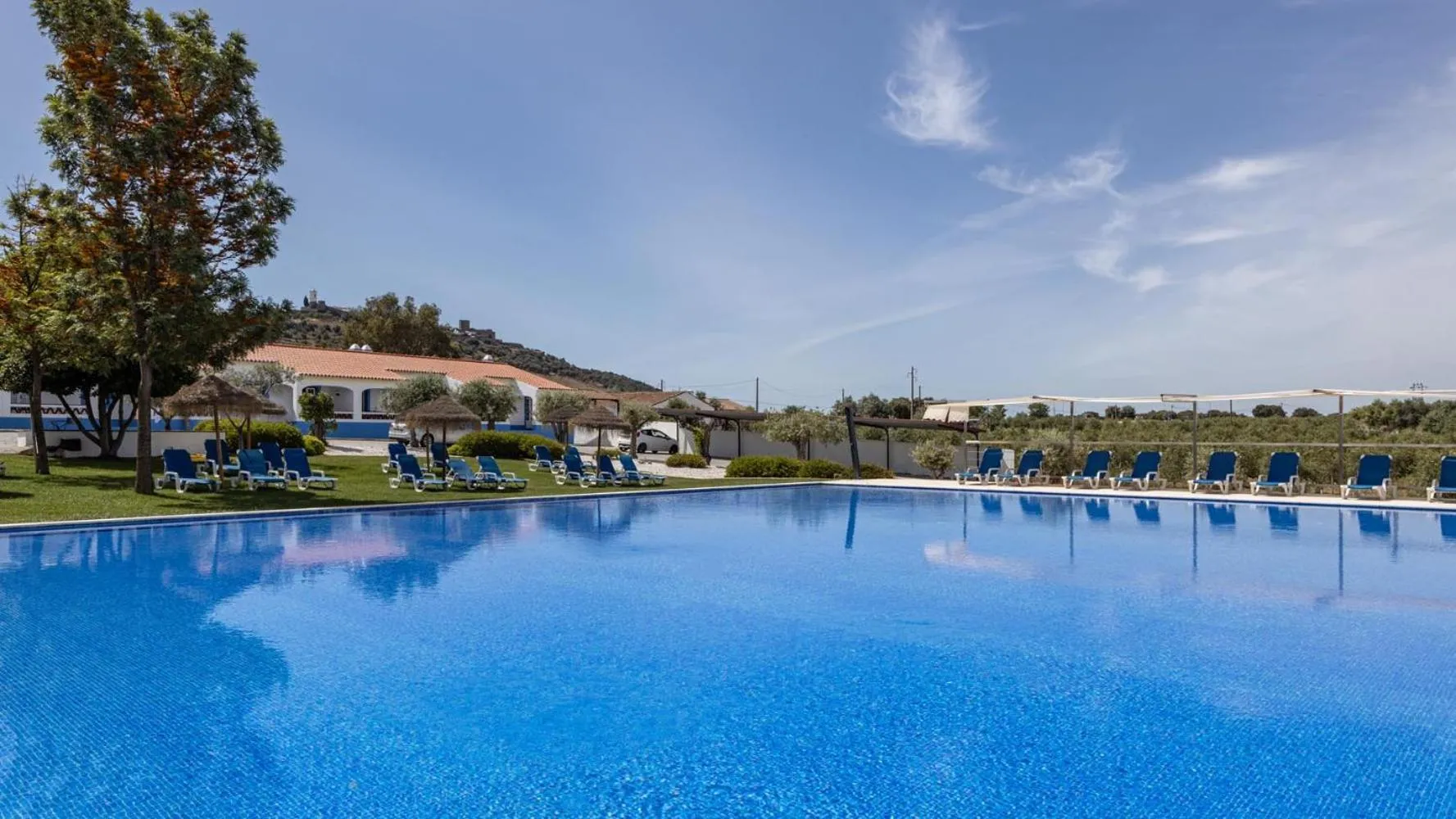 Pool view in Vila Planicie