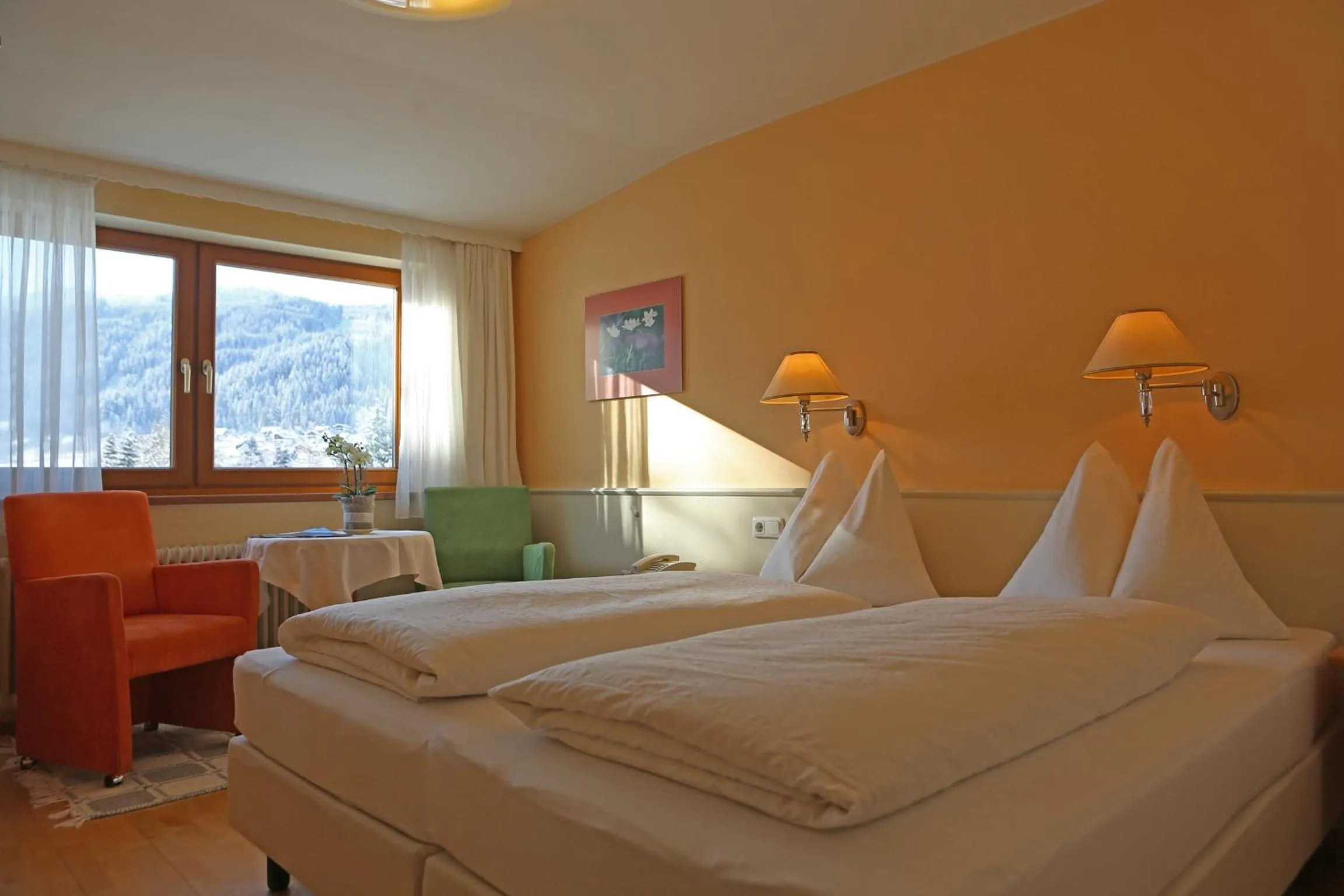 Bed in Hotel - Restaurant Gosauerhof