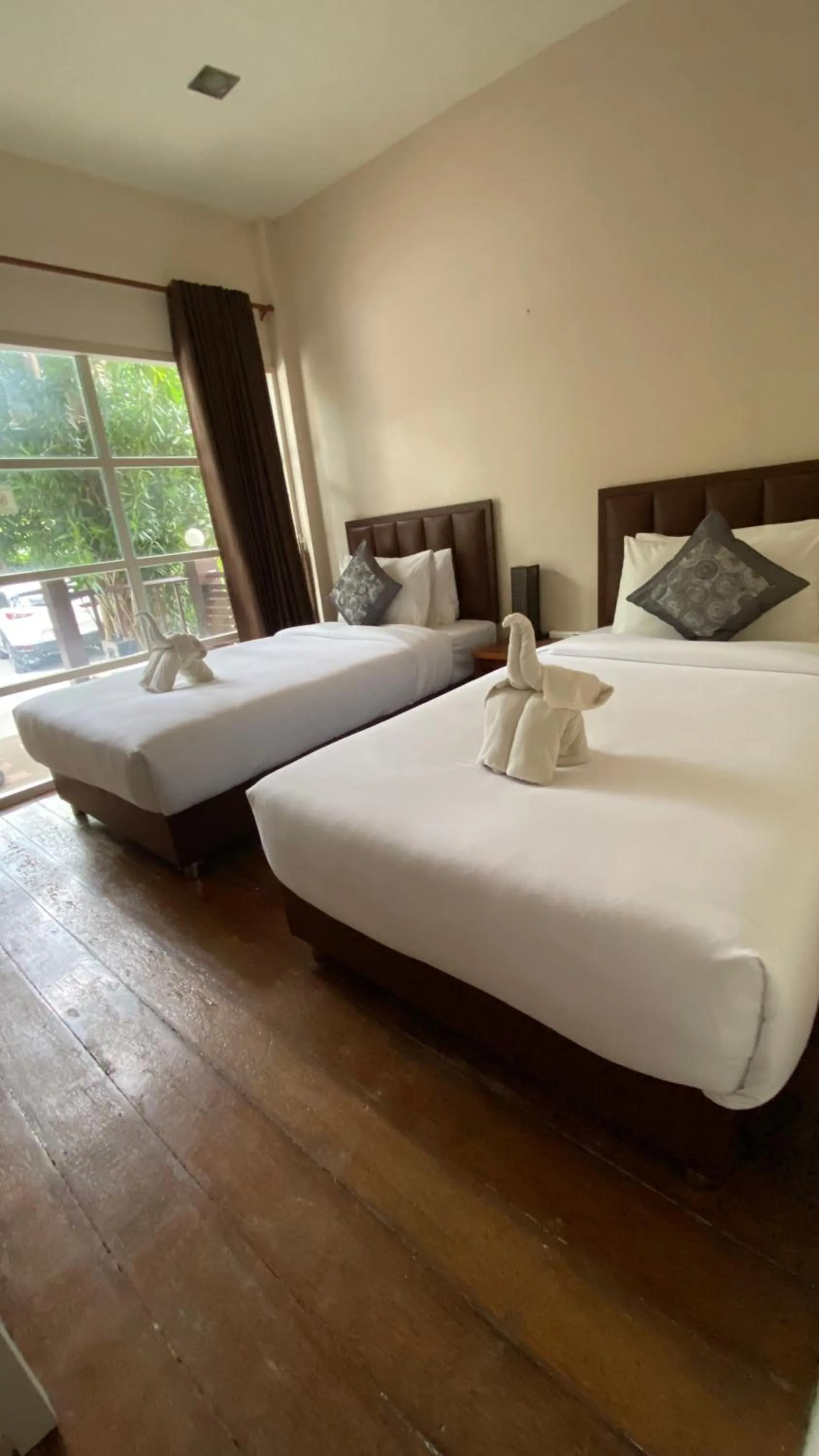 Bed in Reera Resort