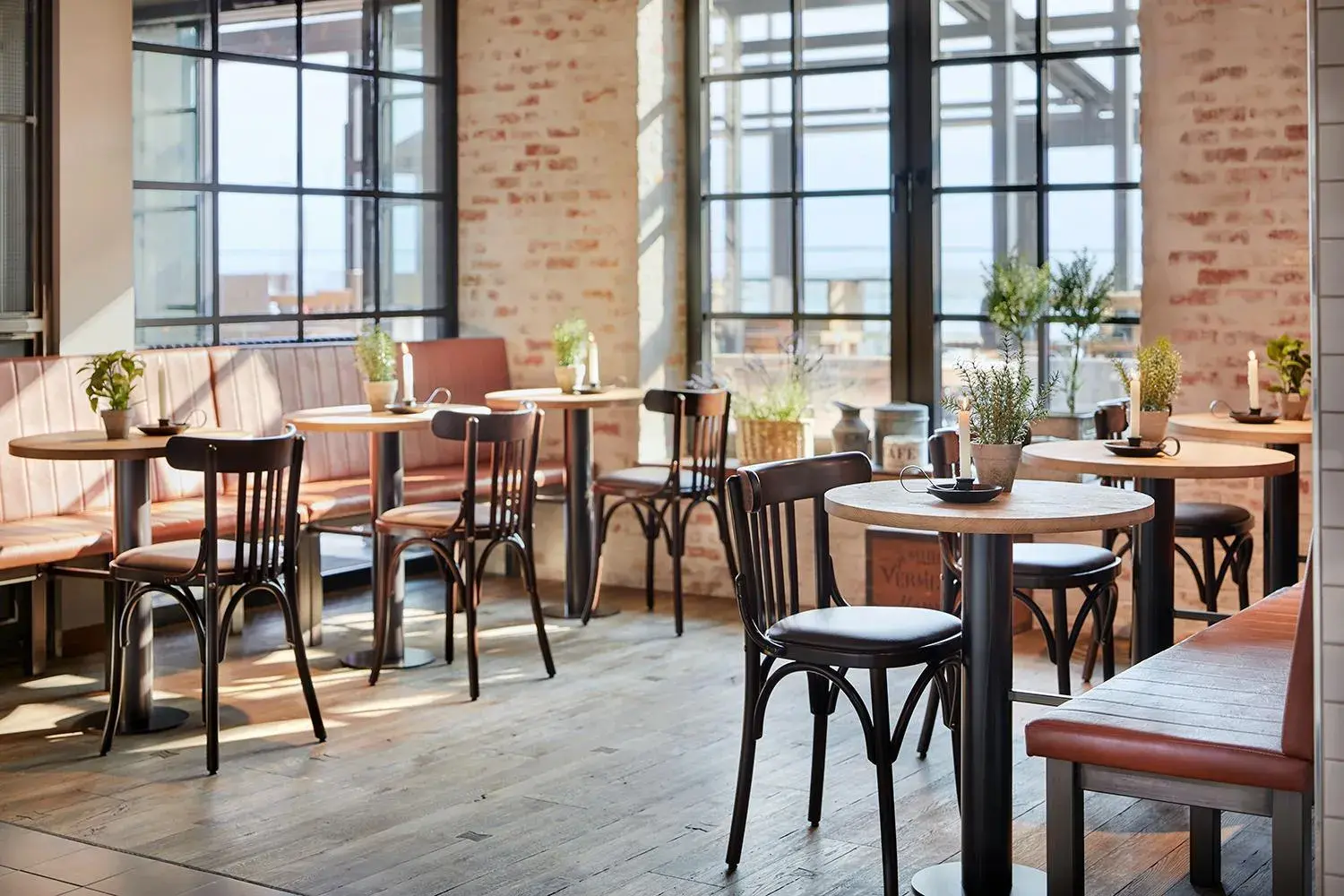 Restaurant/places to eat in Lighthouse Hotel & Spa Restaurant/places to eat in Lighthouse Hotel & Spa