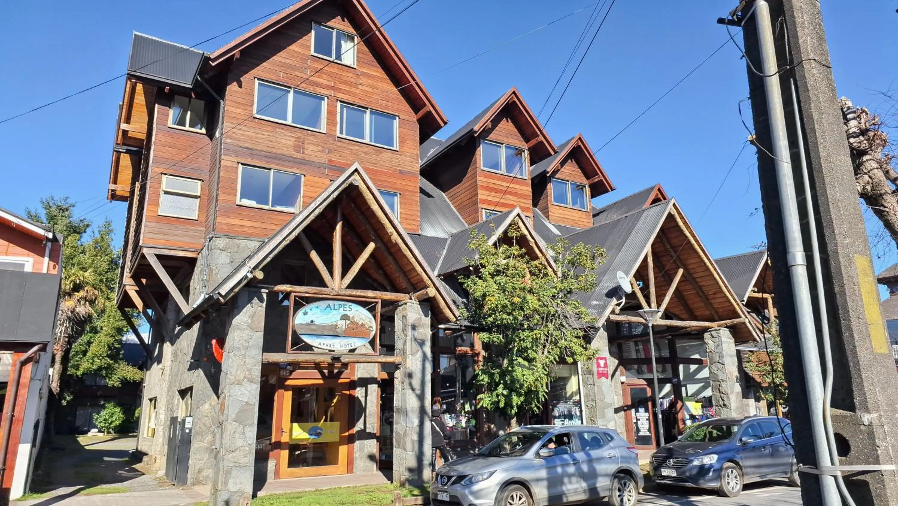 Alpes Hotel
