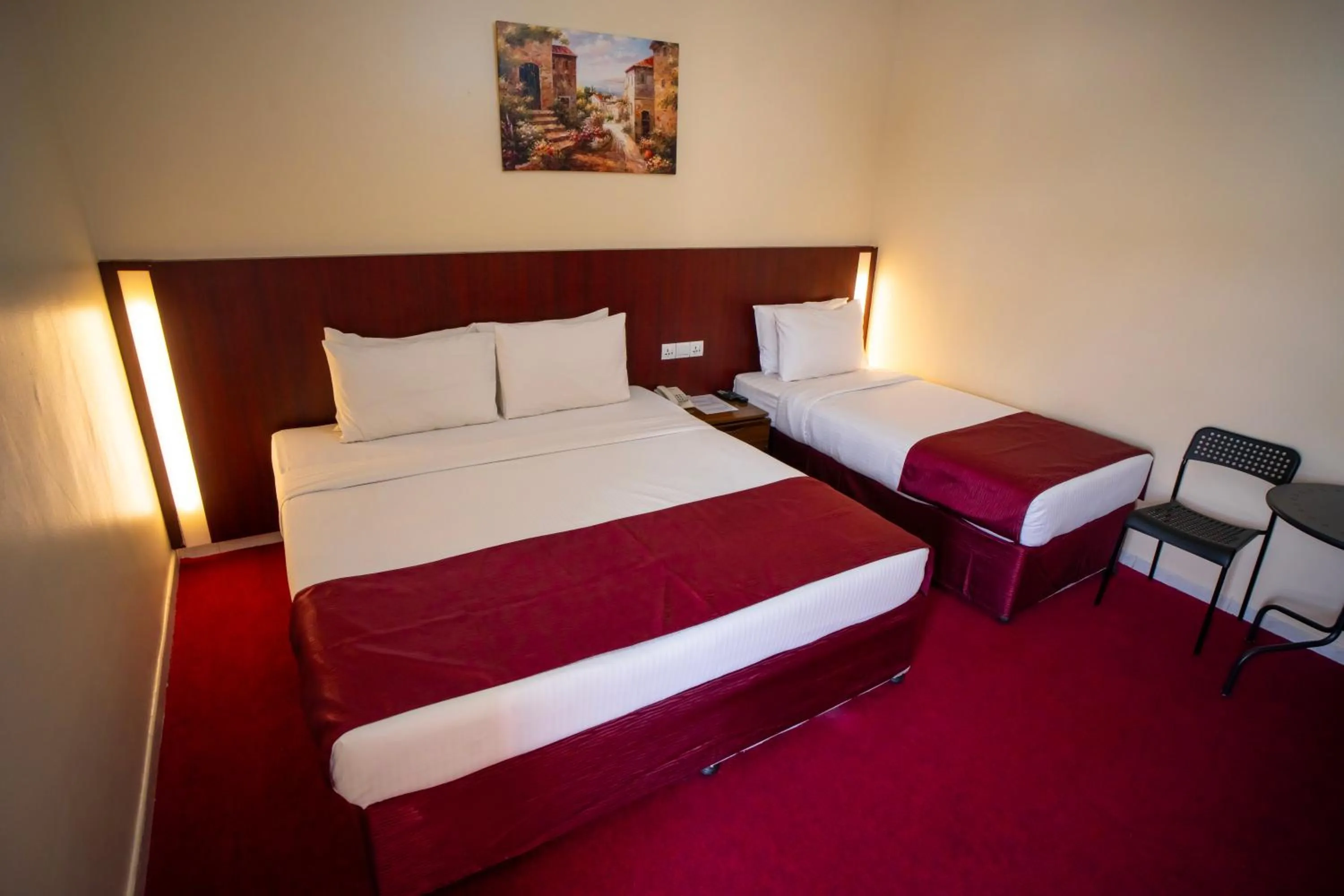 Bed in Al Karnak Hotel