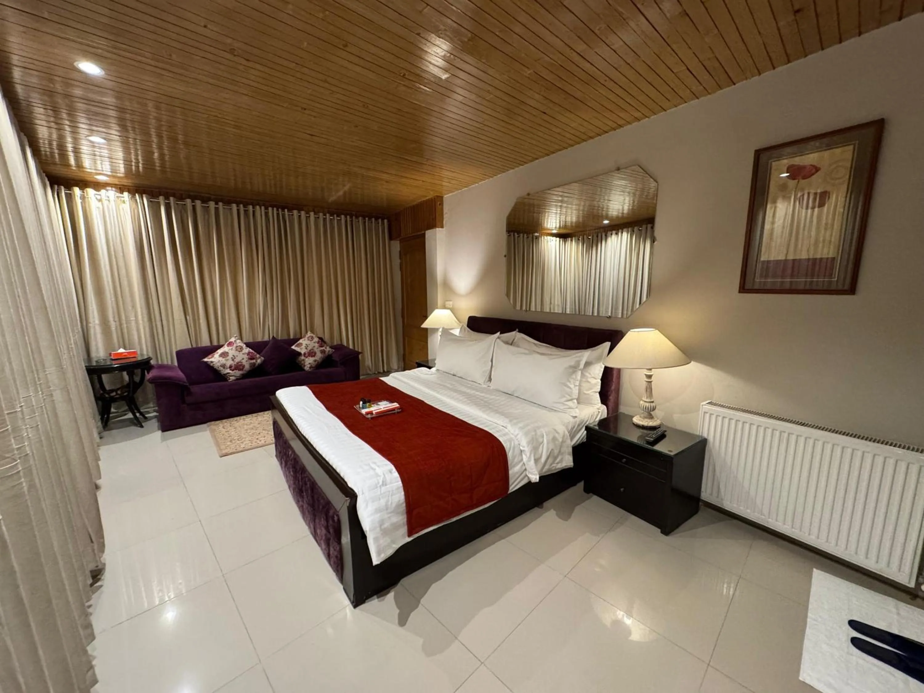 Bed in Maisonette Firhill Hotel & Resort