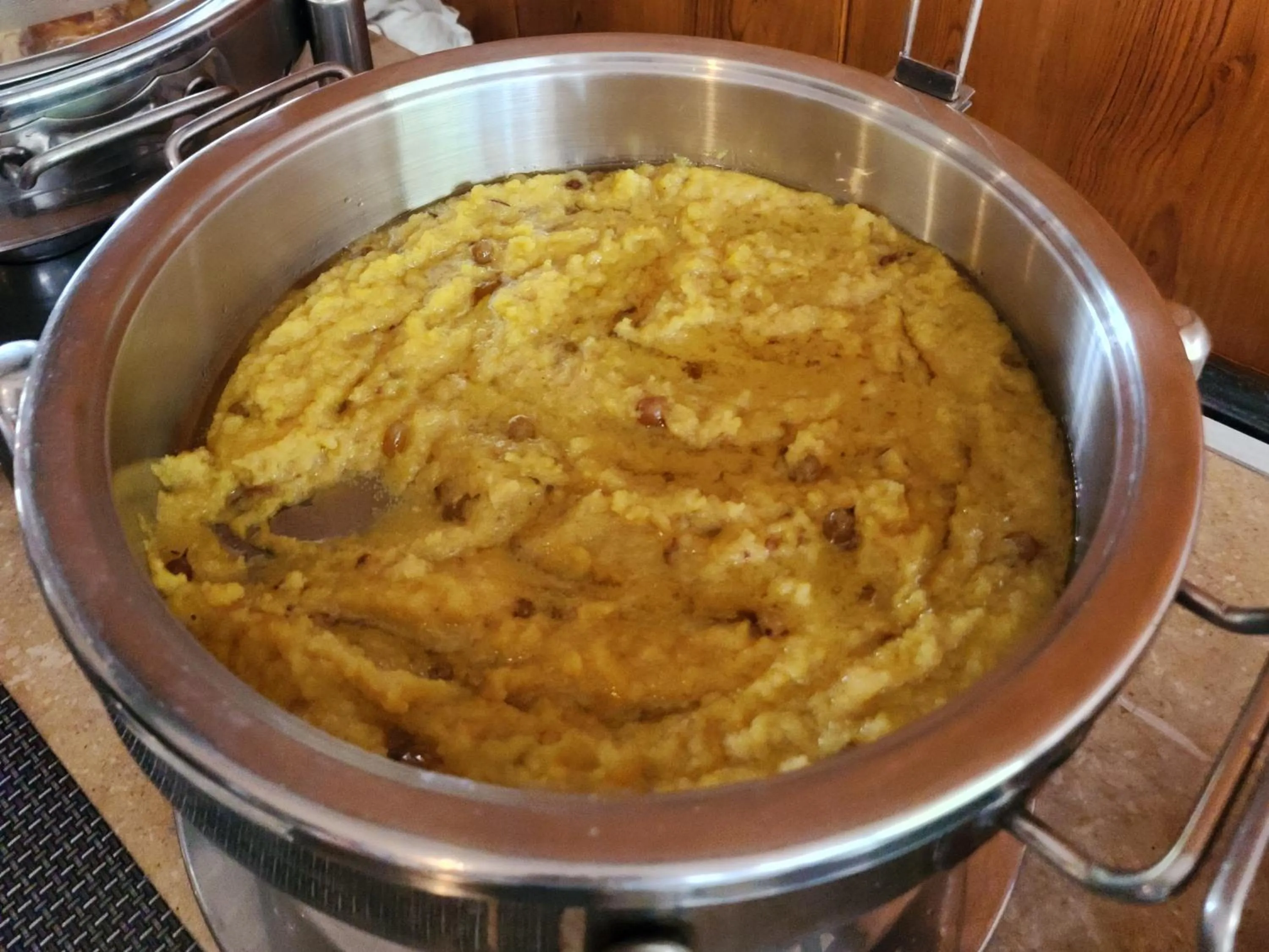 Food in Maisonette Firhill Hotel & Resort