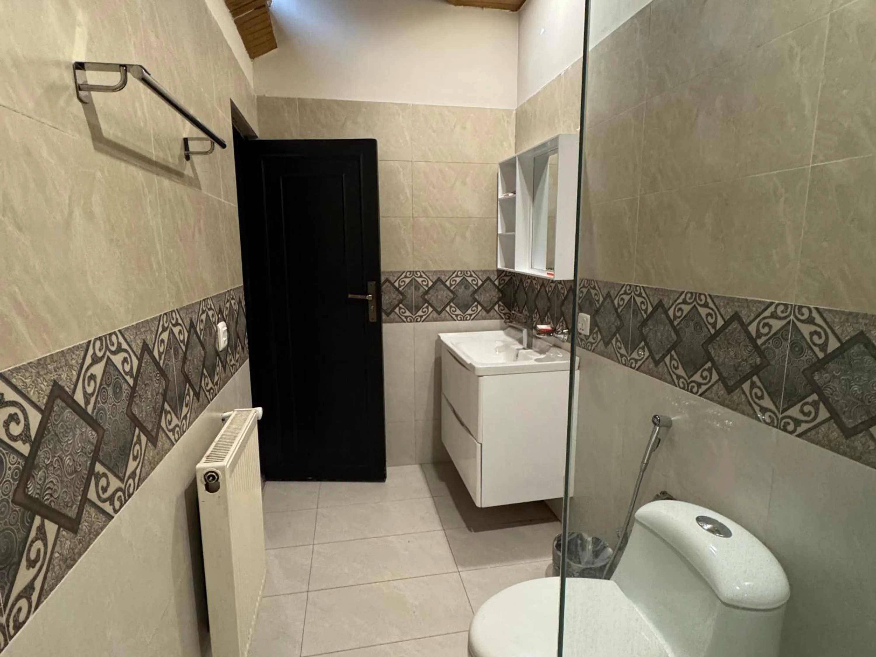 Shower in Maisonette Firhill Hotel & Resort