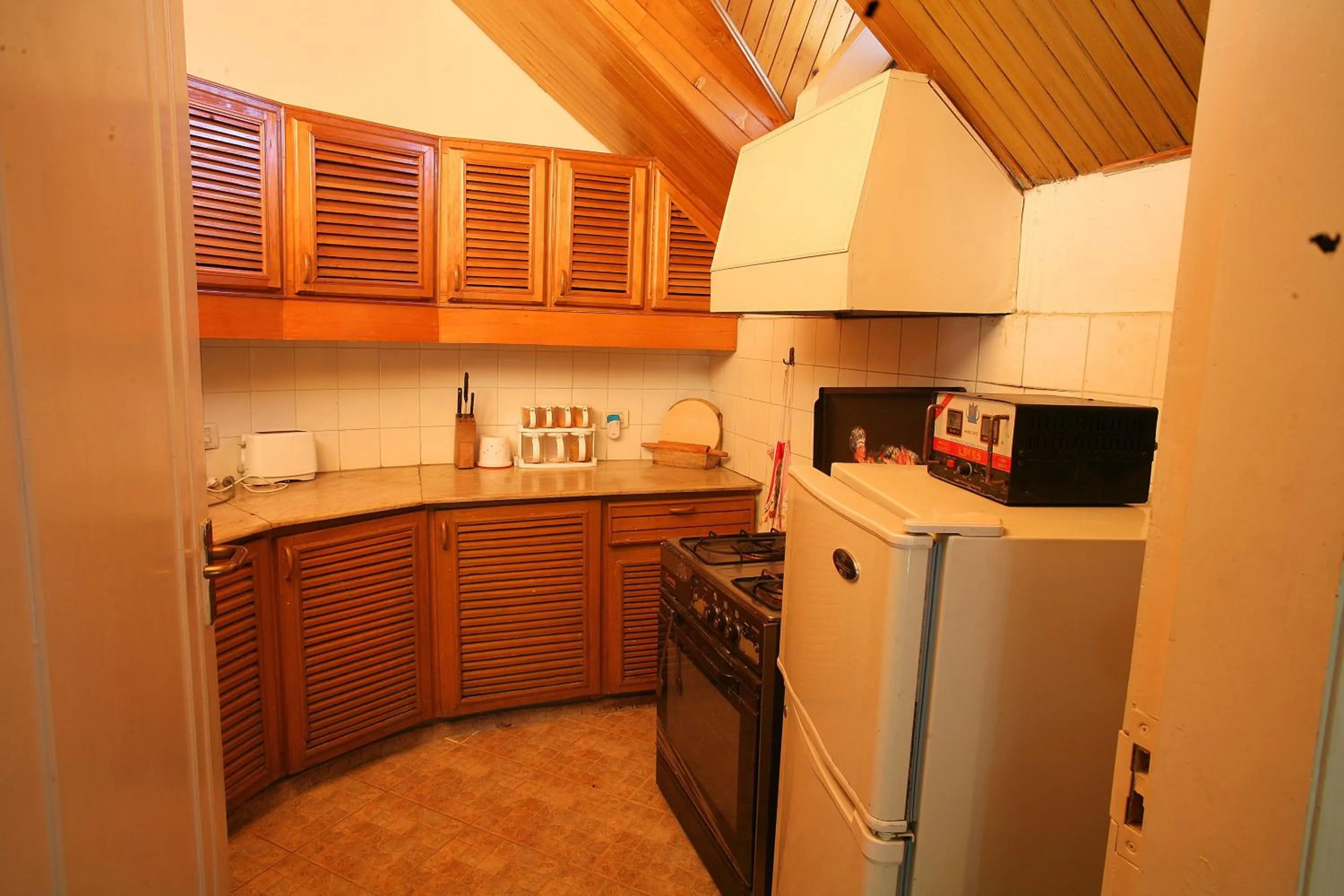 Coffee/tea facilities in Maisonette Firhill Hotel & Resort