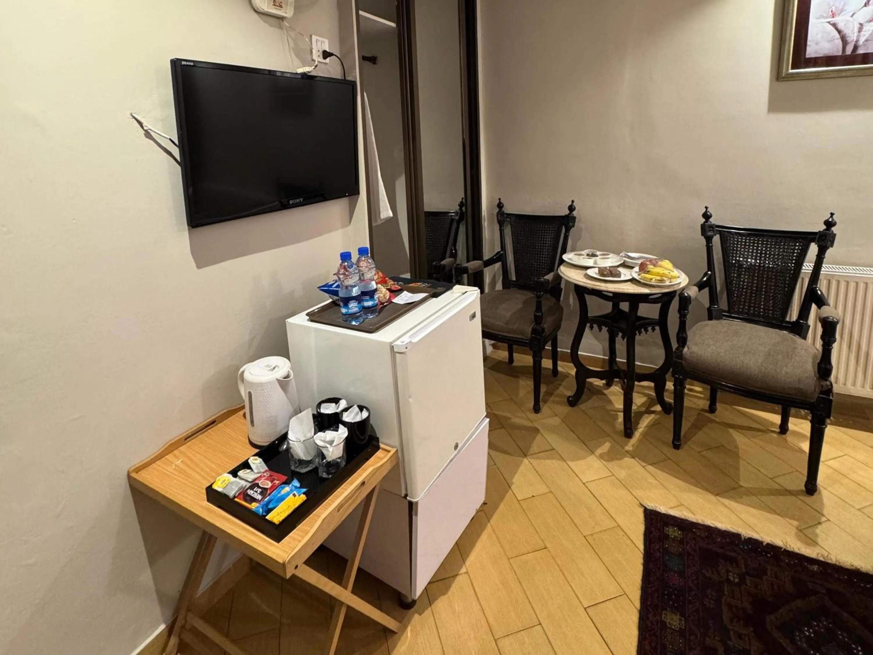 TV and multimedia in Maisonette Firhill Hotel & Resort