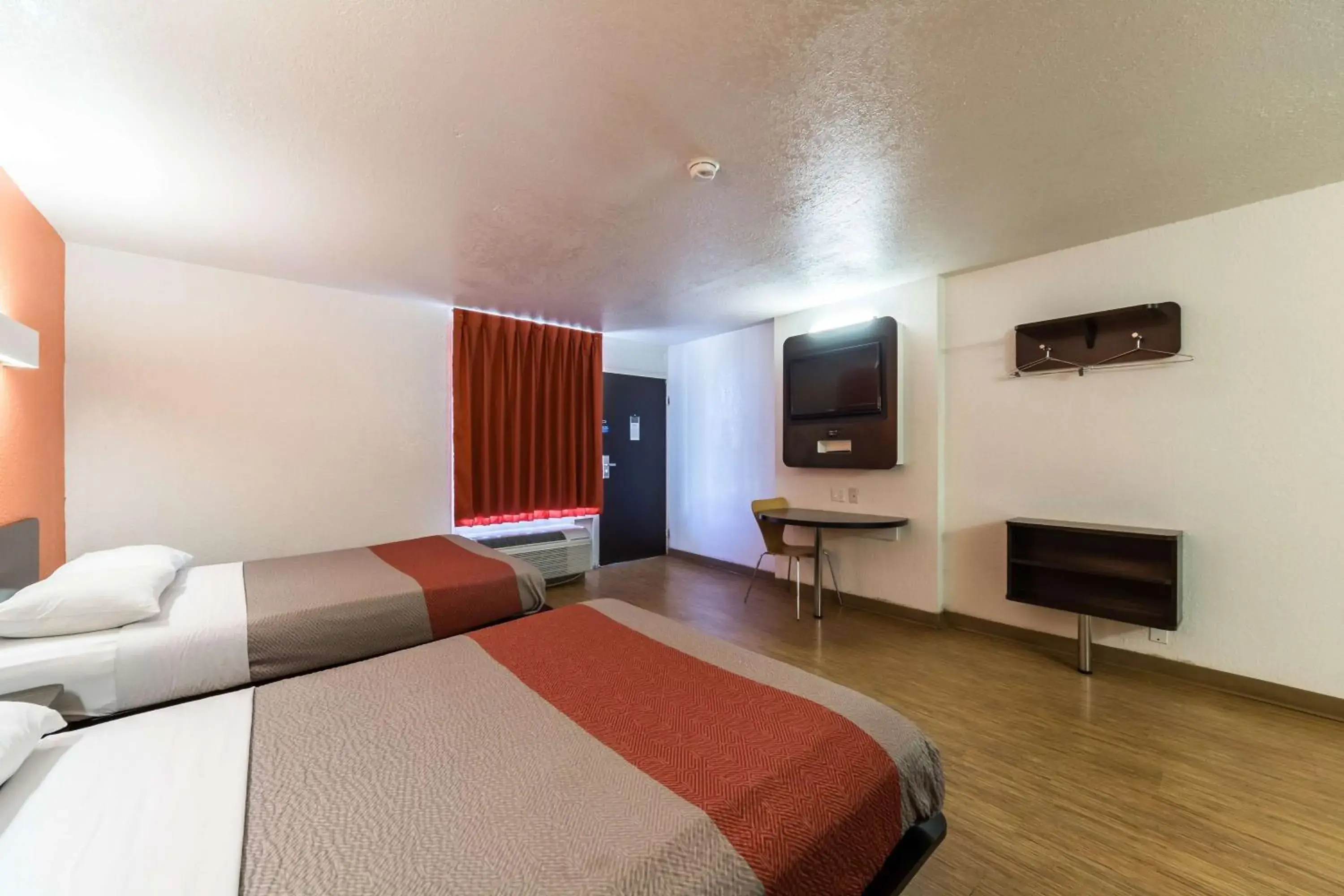Quadruple Room - single occupancy - Disability Access - Non-Smoking in Motel 6-Uvalde, TX Quadruple Room - single occupancy - Disability Access - Non-Smoking in Motel 6-Uvalde, TX