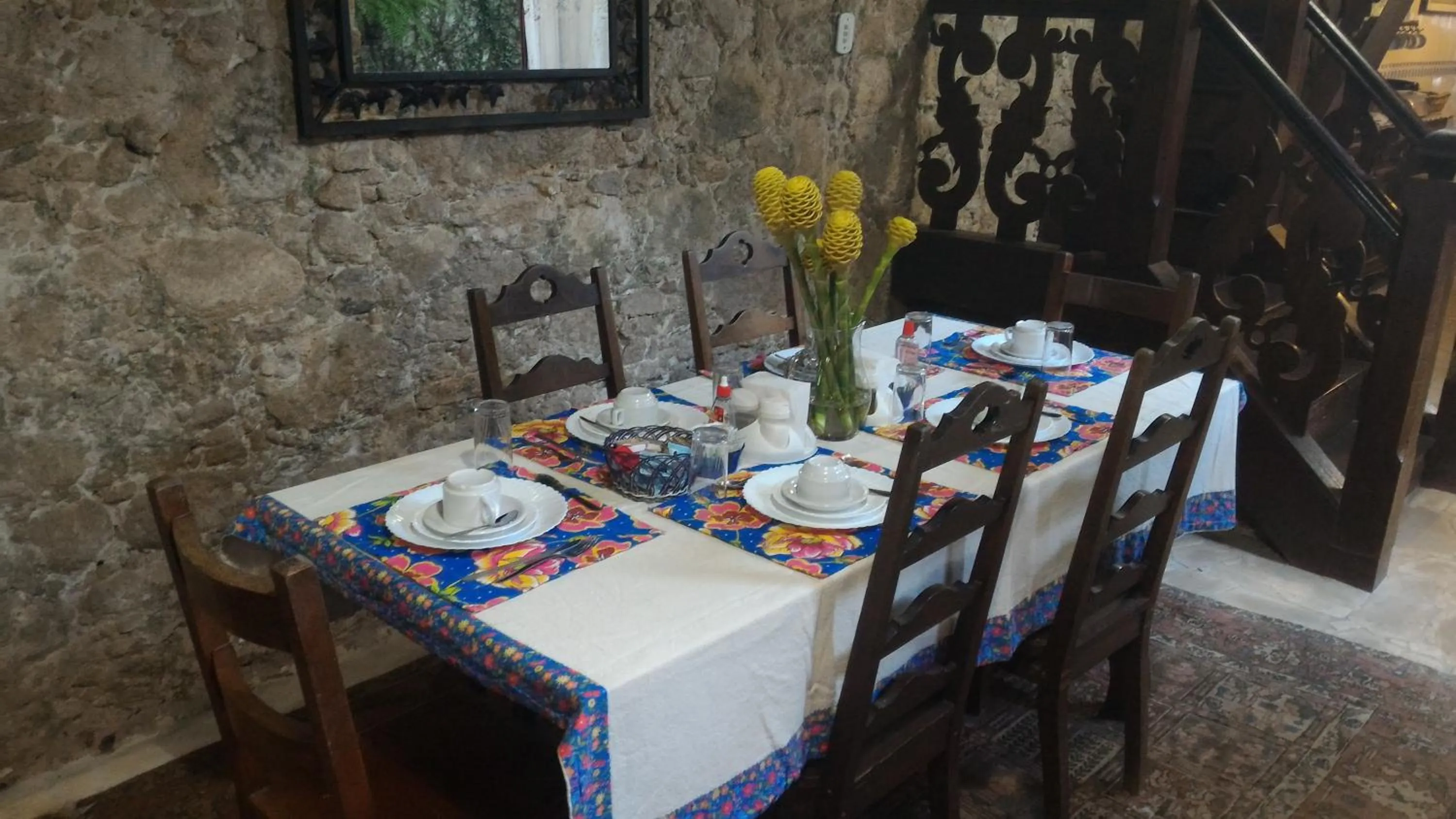 Dining area in Pousada Arte Colonial - Casarão Histórico do Séc XVIII - Lancha Própria