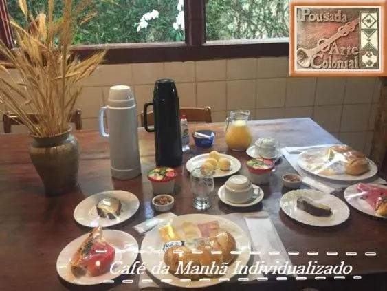 Breakfast in Pousada Arte Colonial - Casarão Histórico do Séc XVIII - Lancha Própria