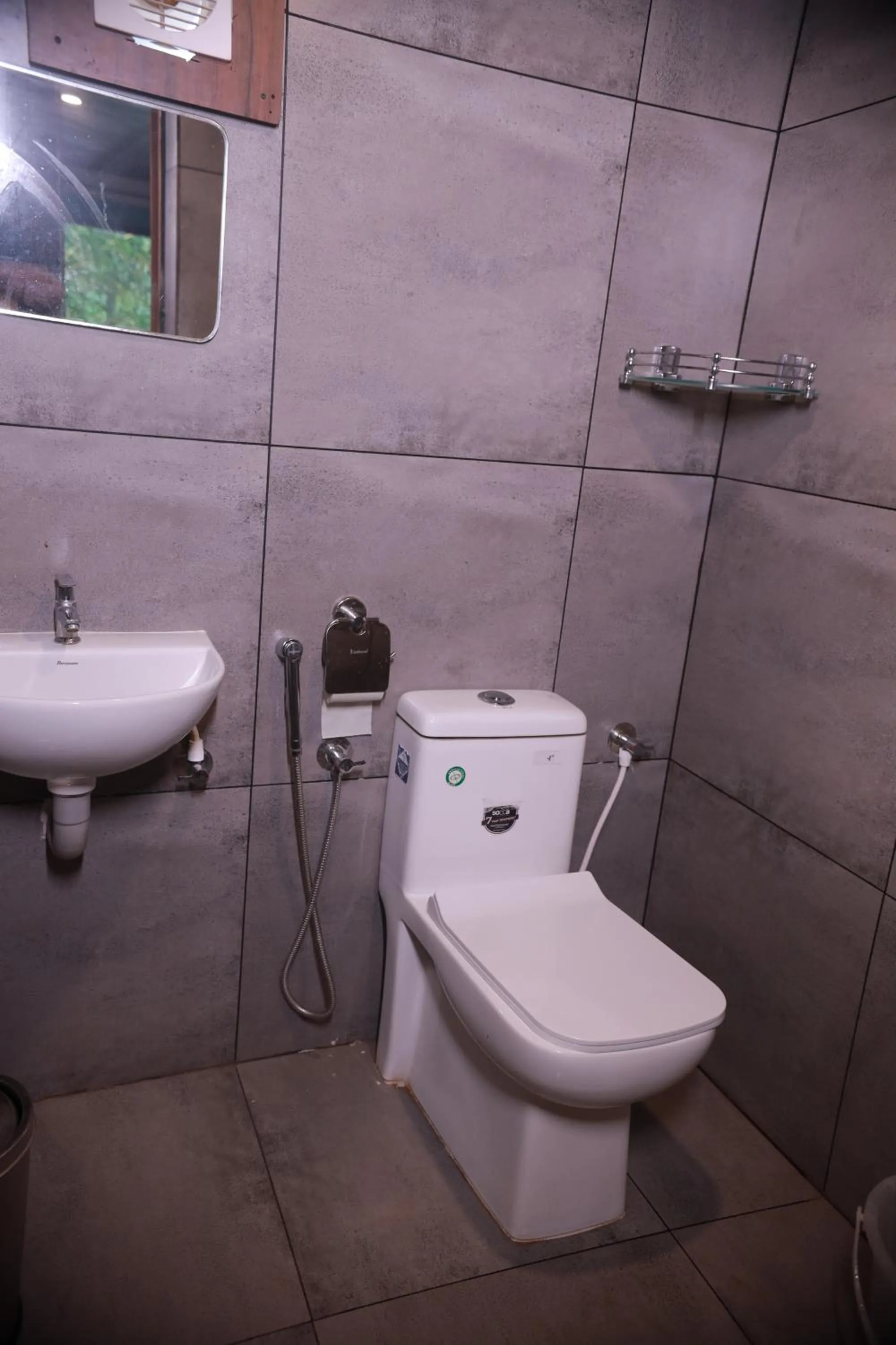 Toilet in Anamala Serenity Homestay Kerala