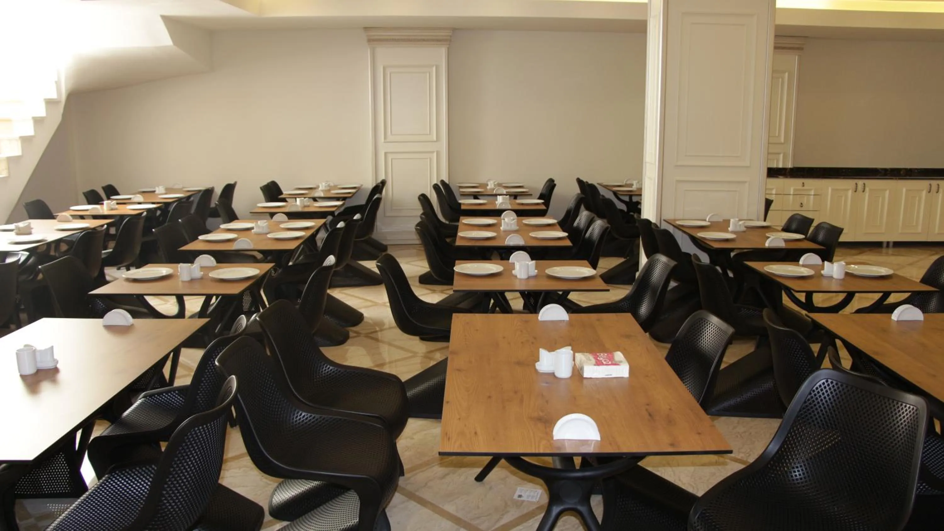 Restaurant/places to eat in Palde Hotel & Spa