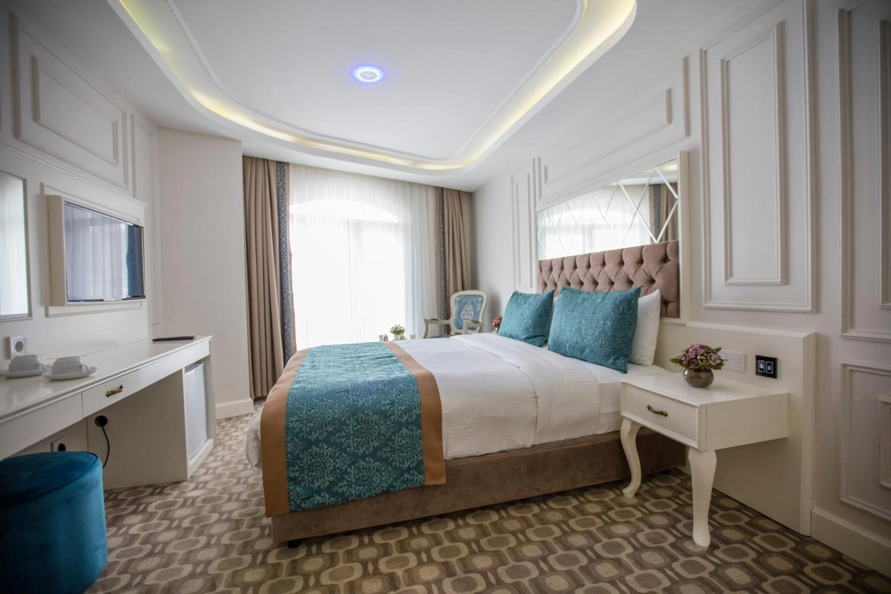 Photo of the whole room, Bed in Palde Hotel & Spa